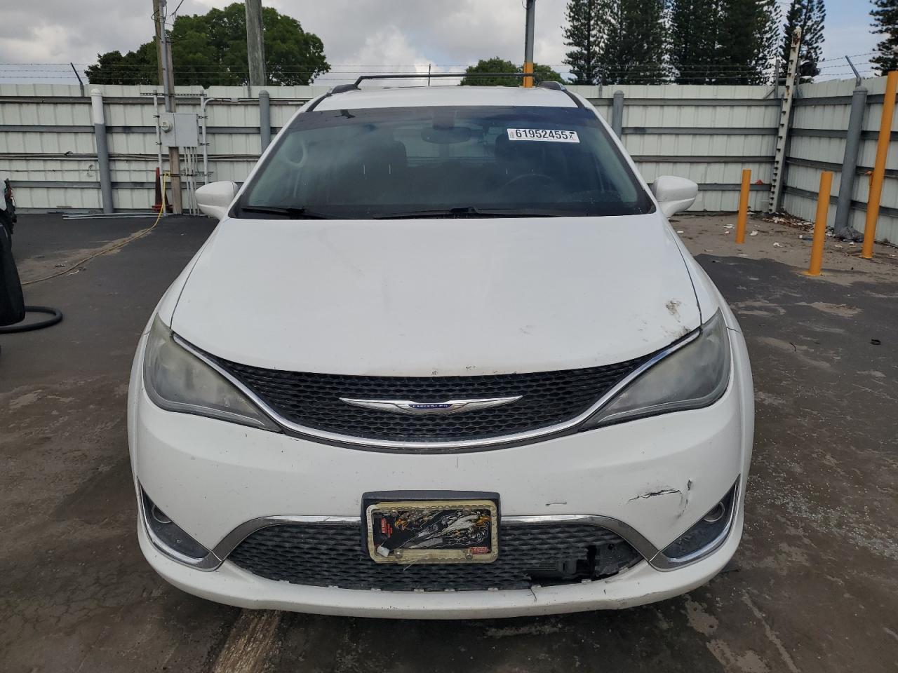 2019 CHRYSLER PACIFICA TOURING L photo 13