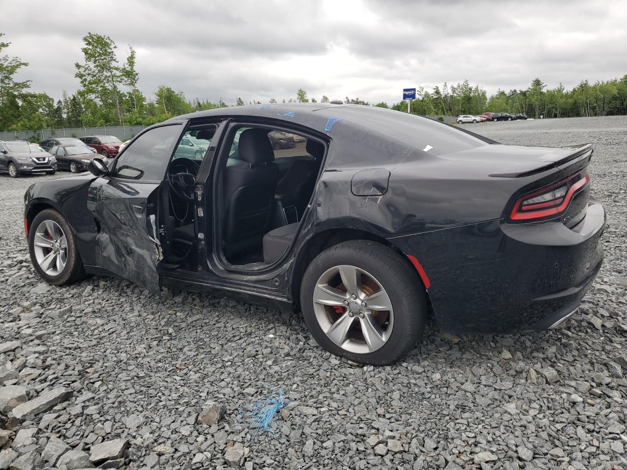 2017 DODGE CHARGER SXT photo 2