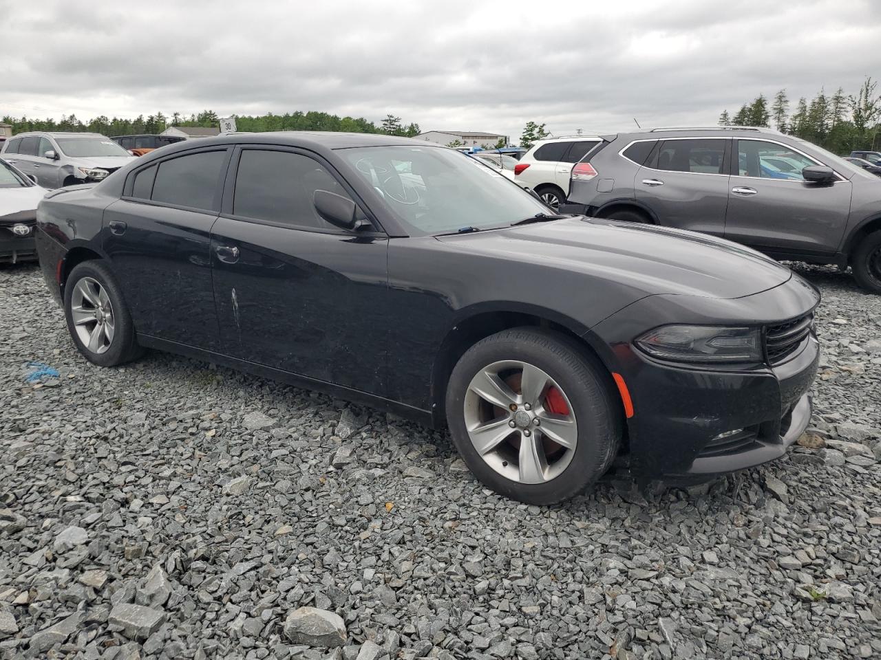 2017 DODGE CHARGER SXT photo 4