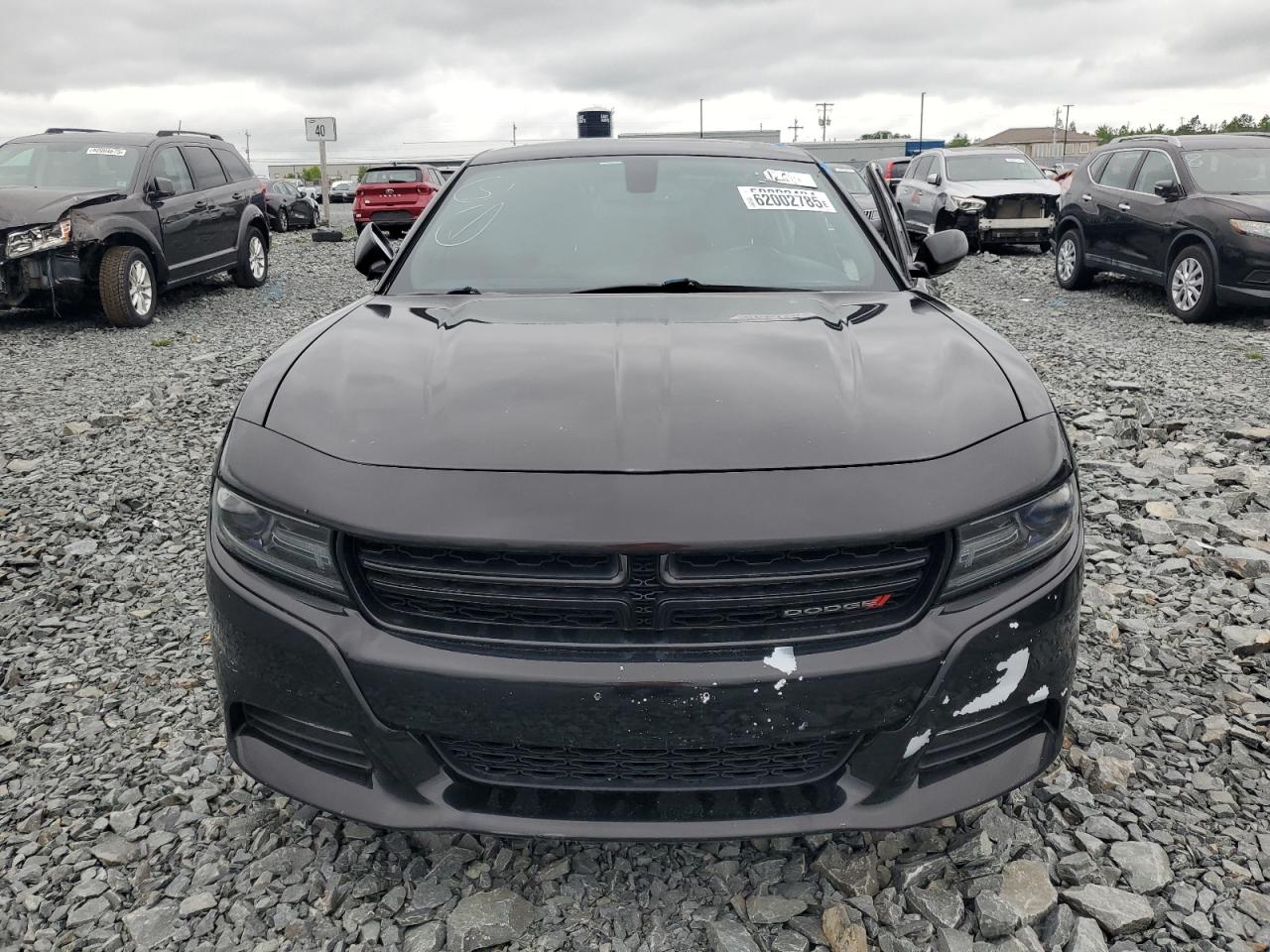 2017 DODGE CHARGER SXT photo 5