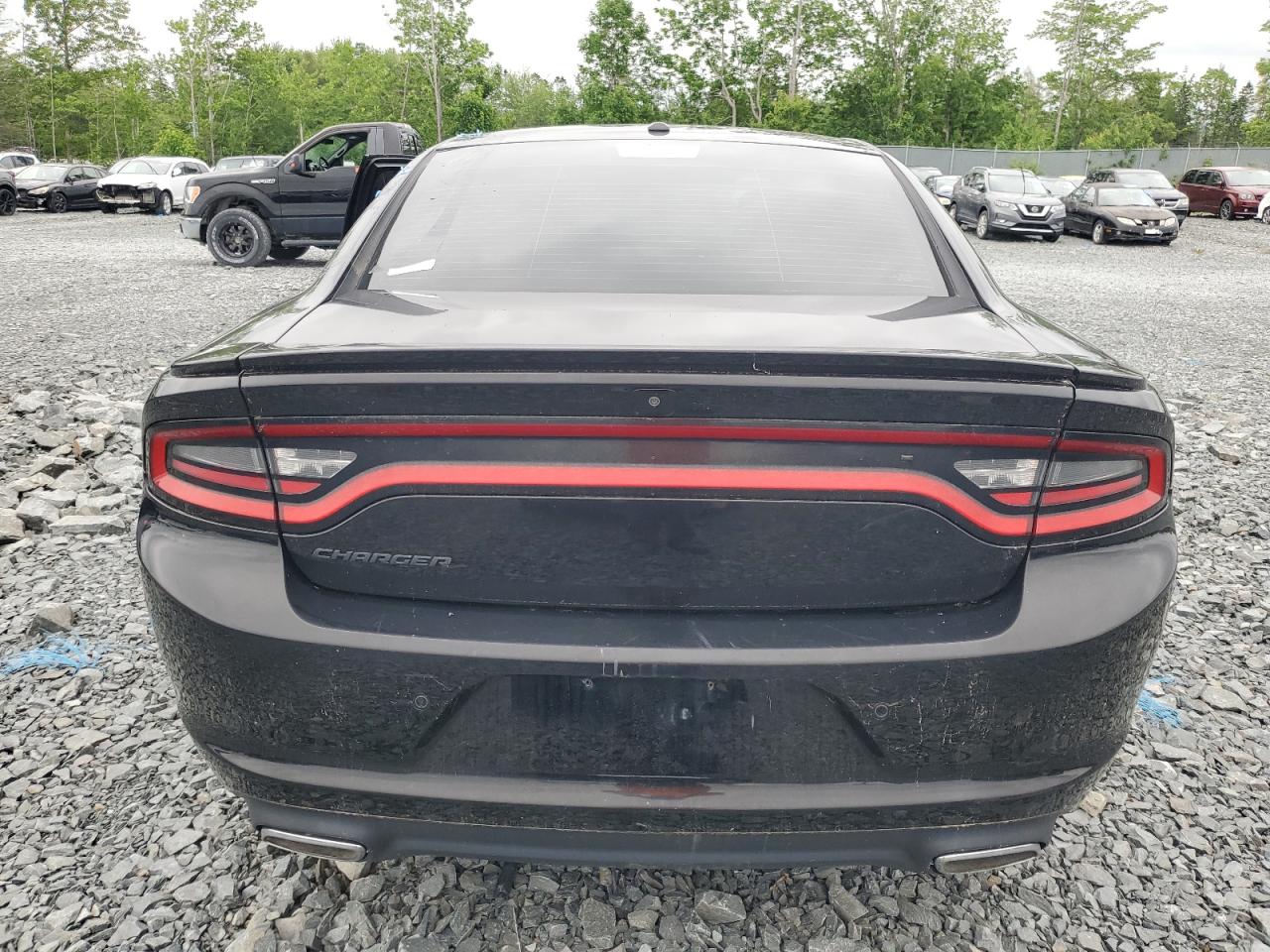 2017 DODGE CHARGER SXT photo 6
