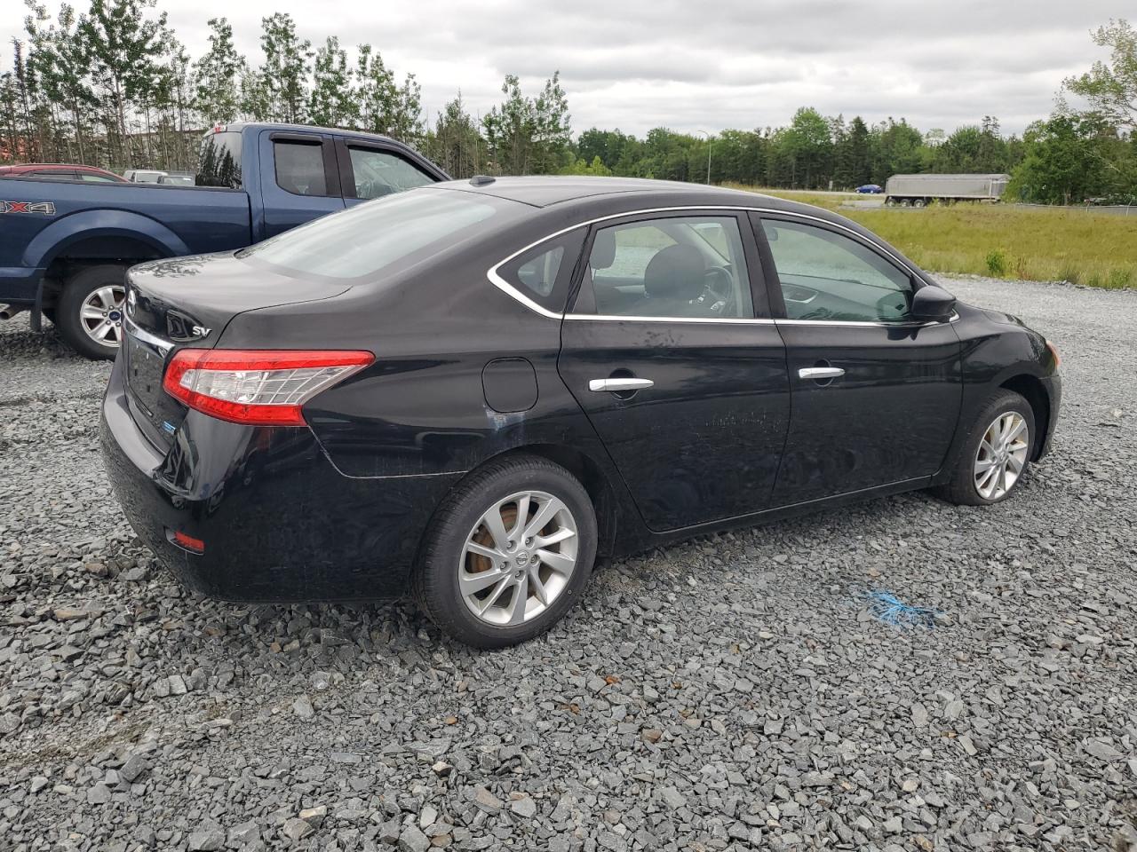 2015 NISSAN SENTRA S photo 5