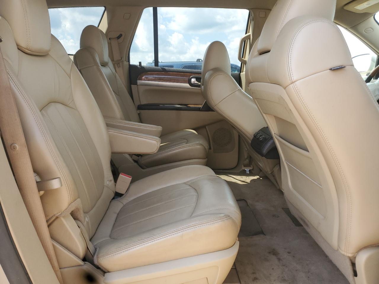 2009 BUICK ENCLAVE CXL photo 19