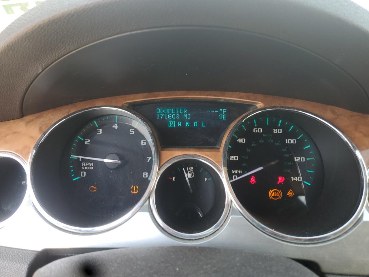 2009 BUICK ENCLAVE CXL photo 17