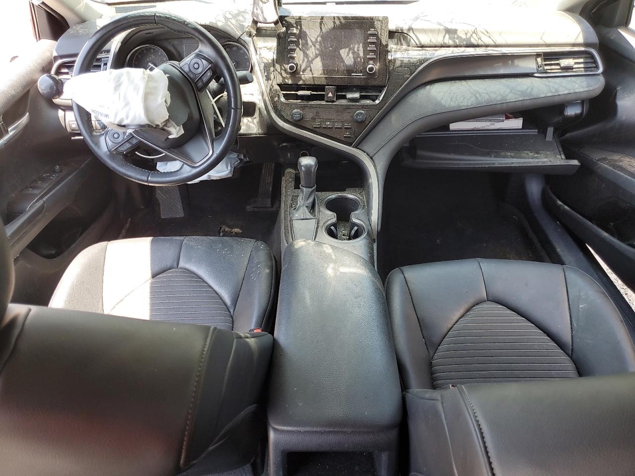 2021 TOYOTA CAMRY SE photo 15