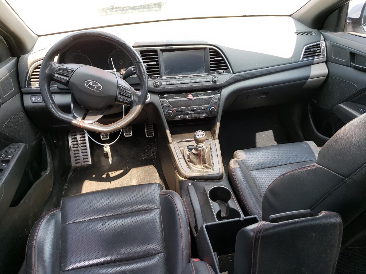 2018 HYUNDAI ELANTRA photo 15