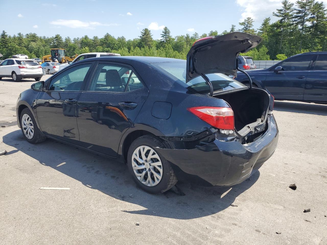 2019 TOYOTA COROLLA L photo 3