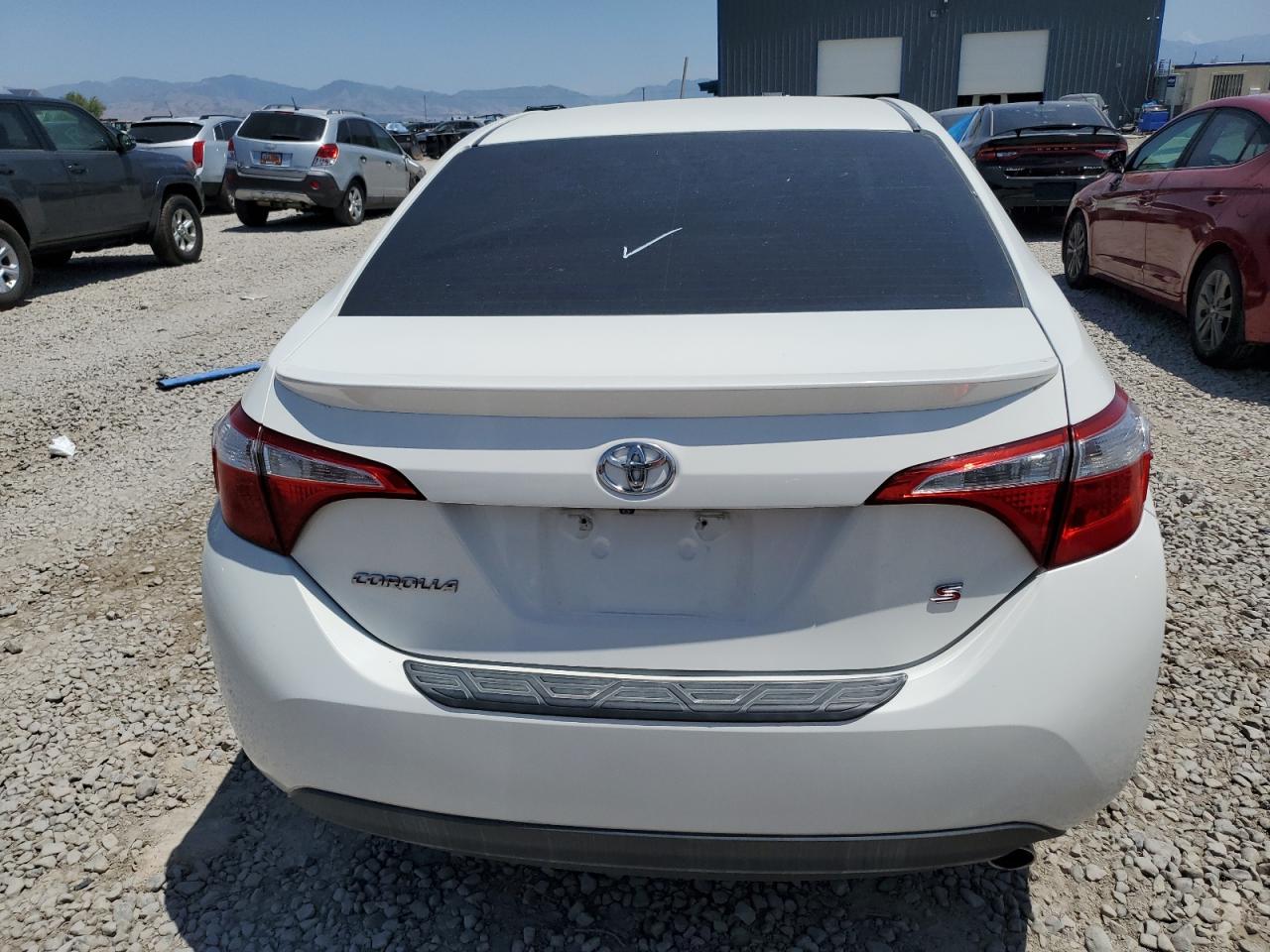 2016 TOYOTA COROLLA L photo 6