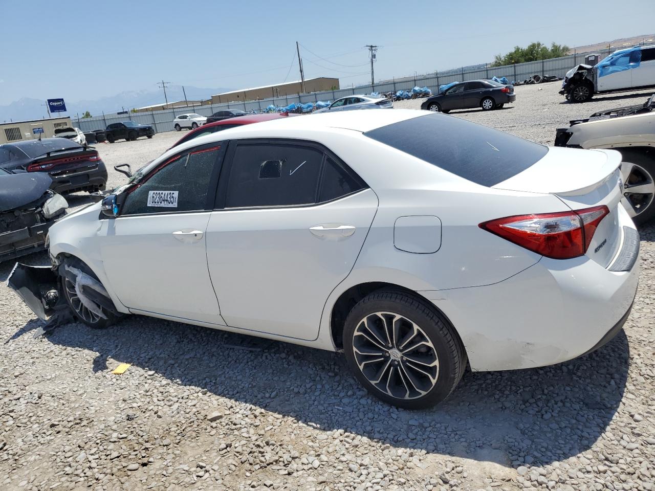 2016 TOYOTA COROLLA L photo 2