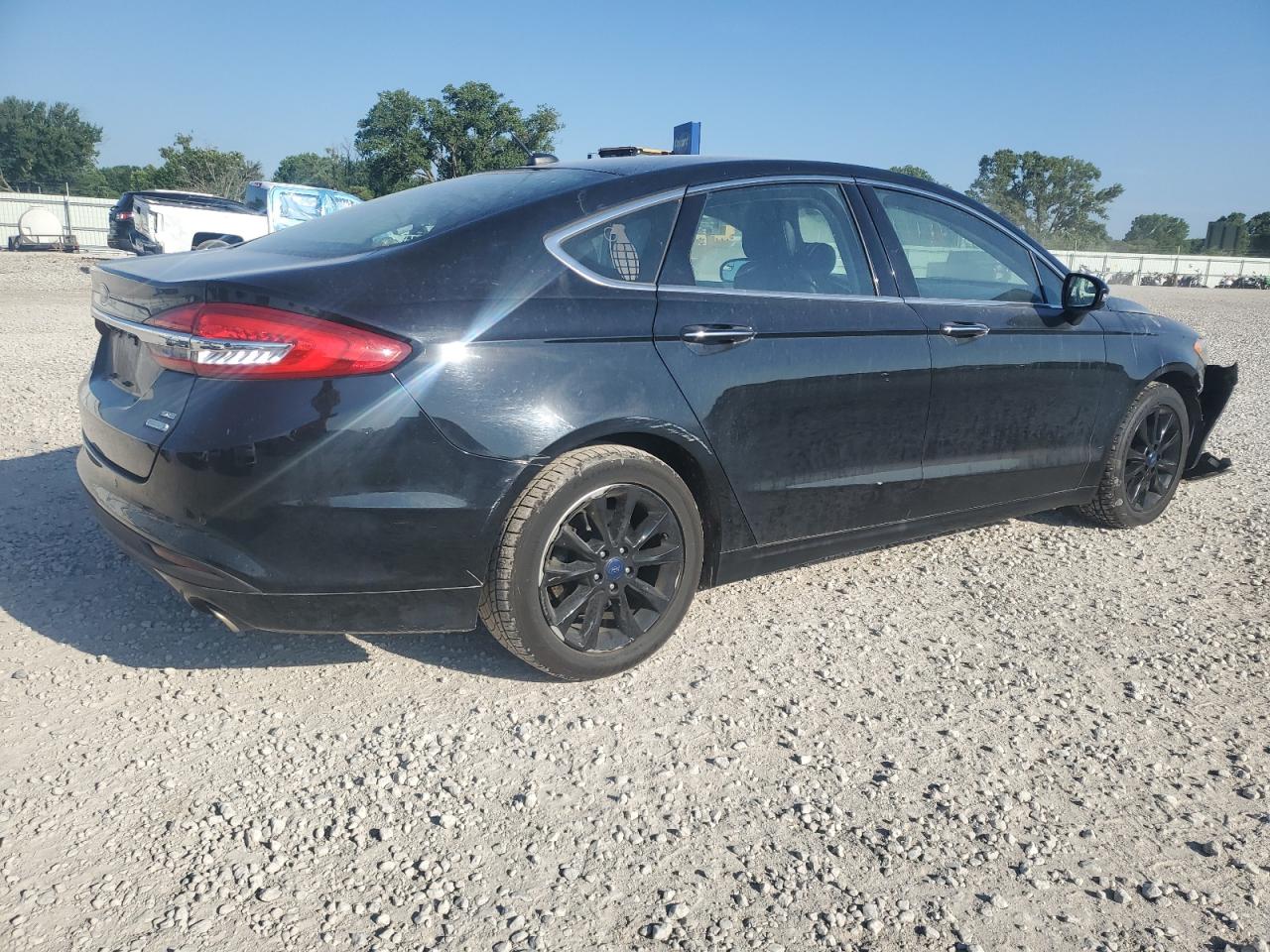 2017 FORD FUSION SE photo 7