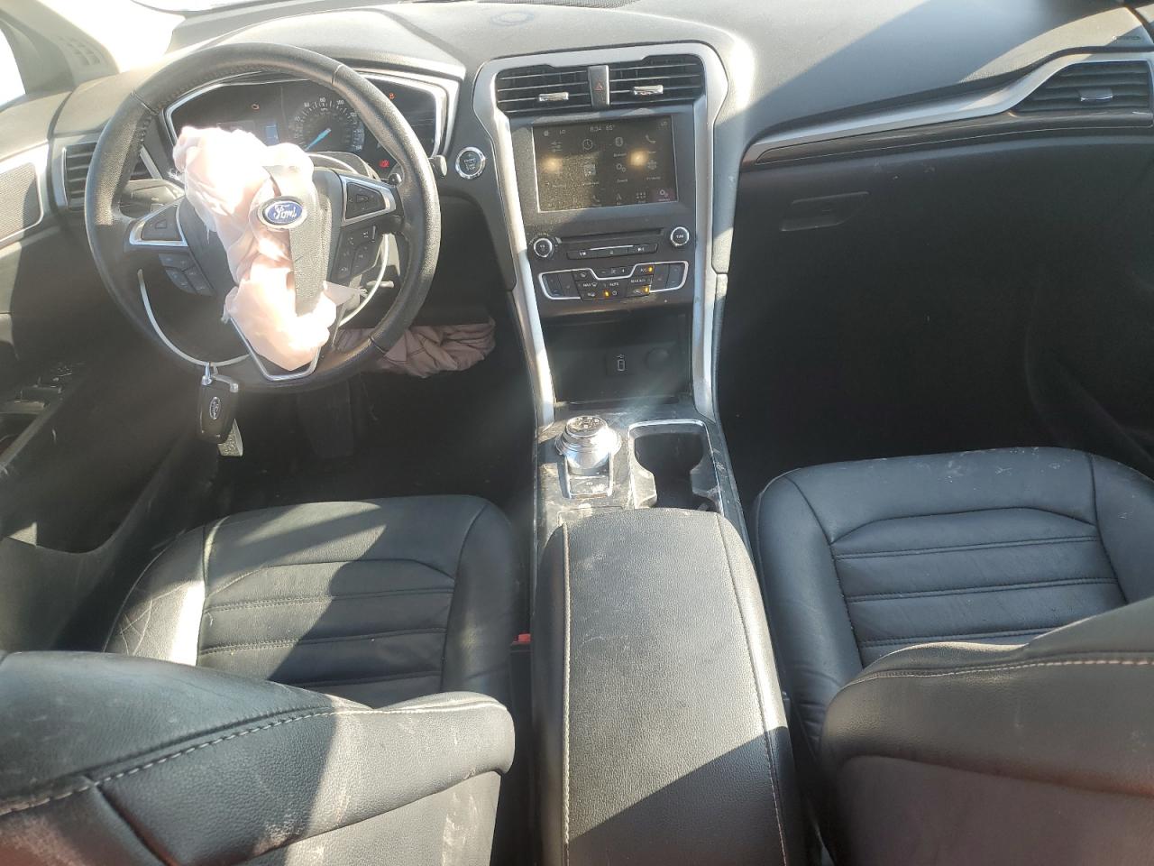 2017 FORD FUSION SE photo 22