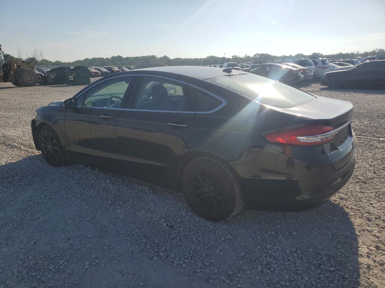 2017 FORD FUSION SE photo 4
