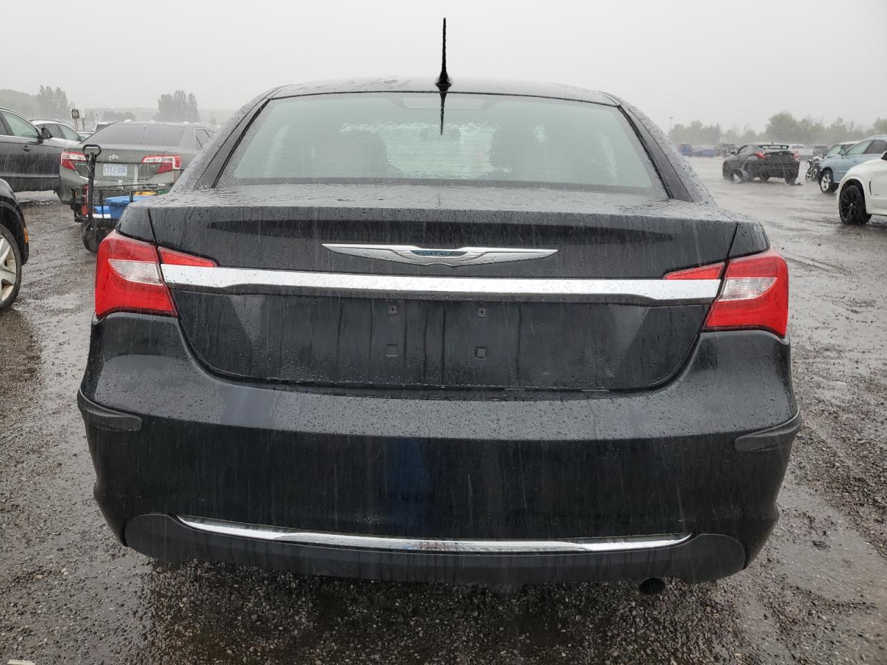 2013 CHRYSLER 200 LX photo 6