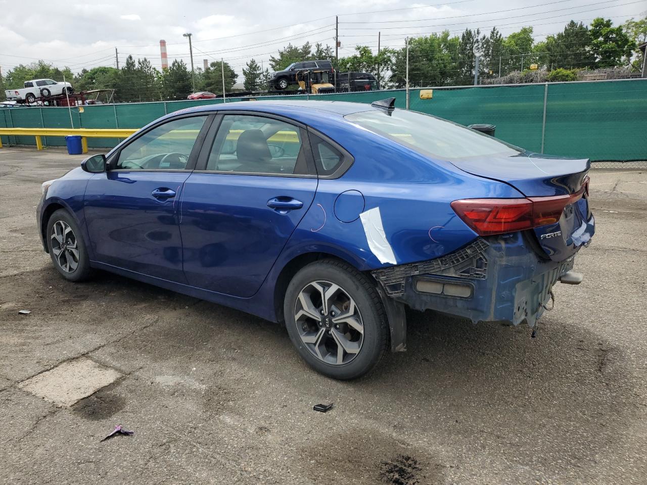 2019 KIA FORTE FE photo 2