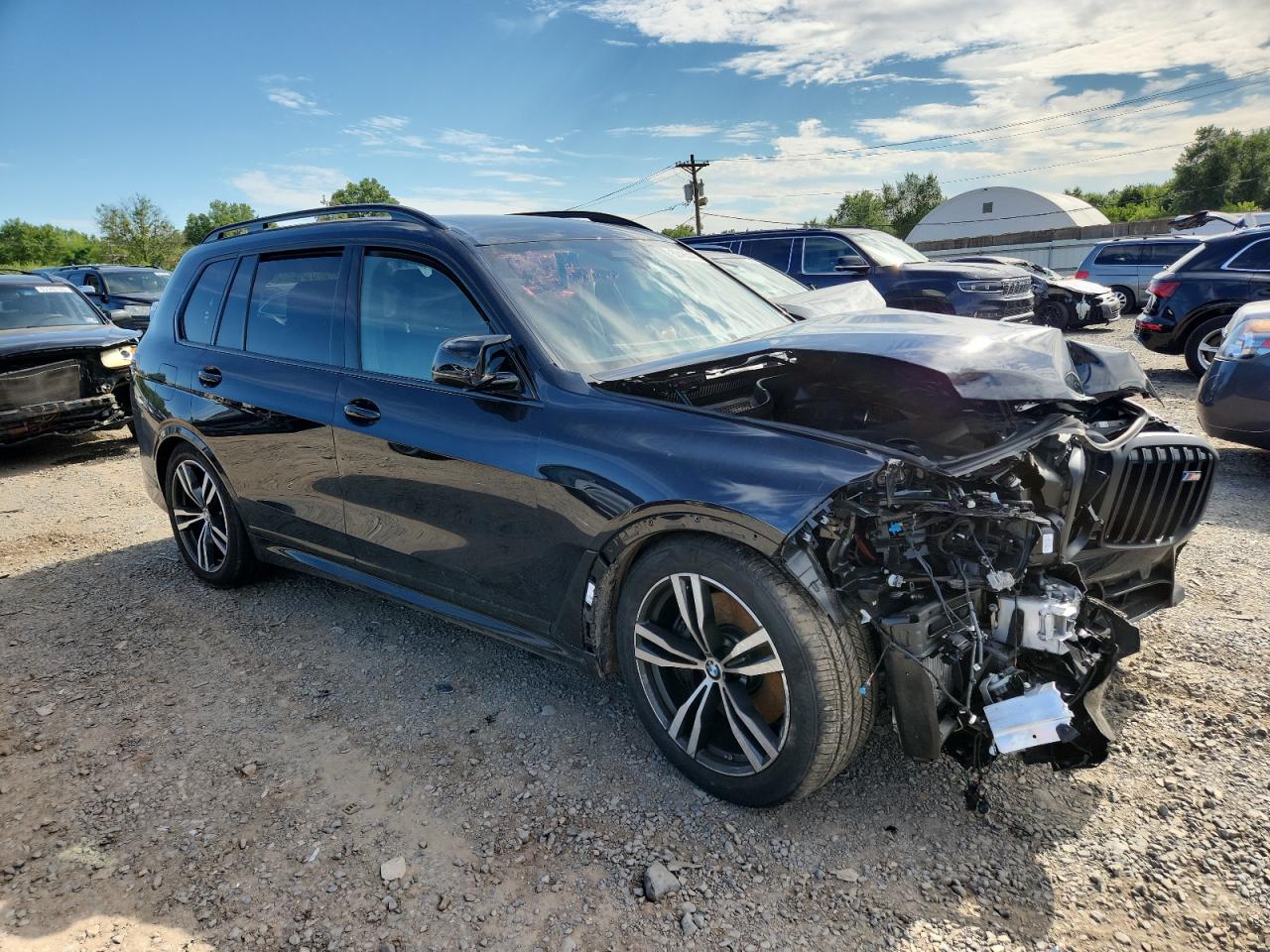 2025 BMW X7 M60I photo 10