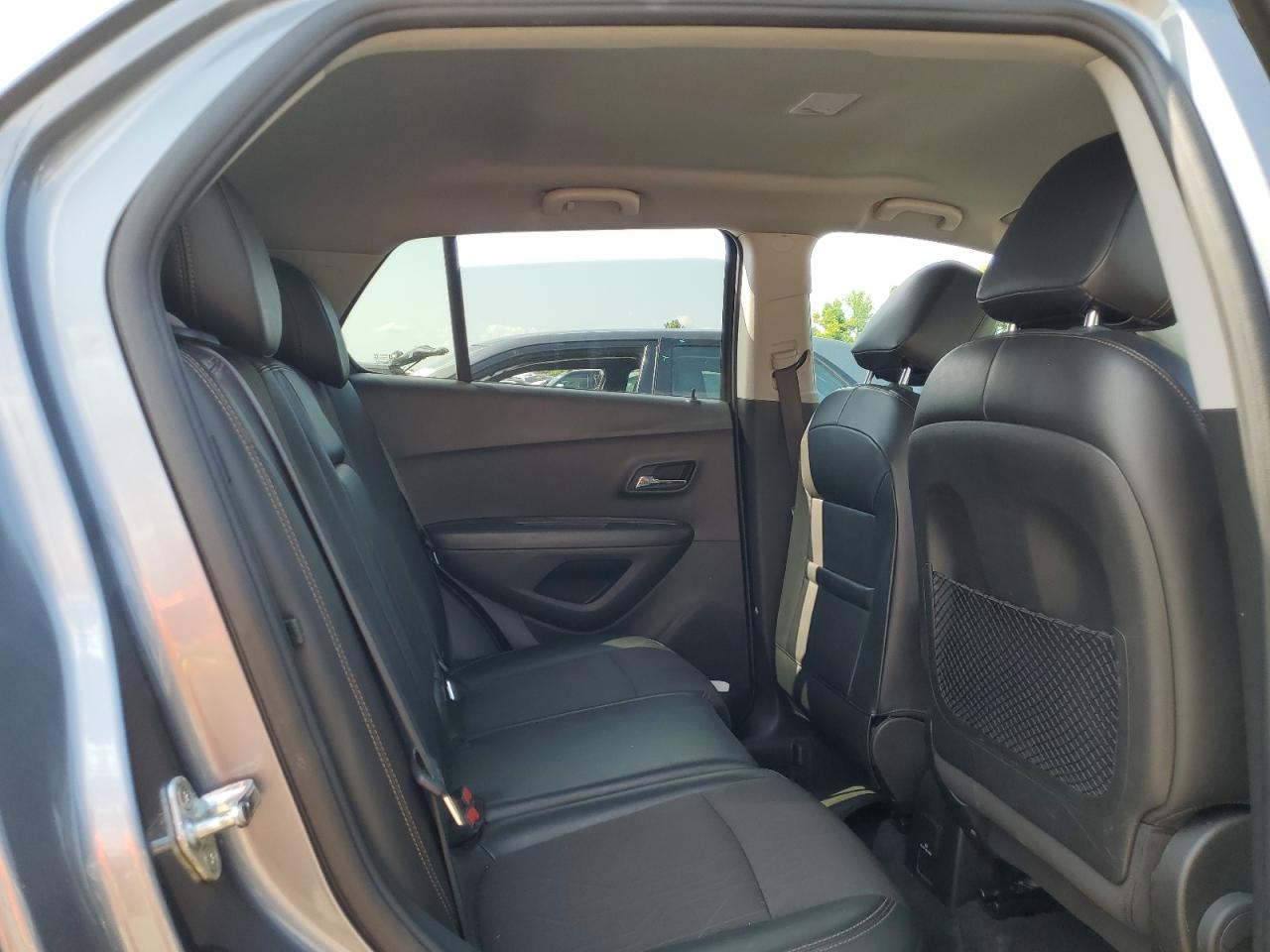 2019 CHEVROLET TRAX 1LT photo 10