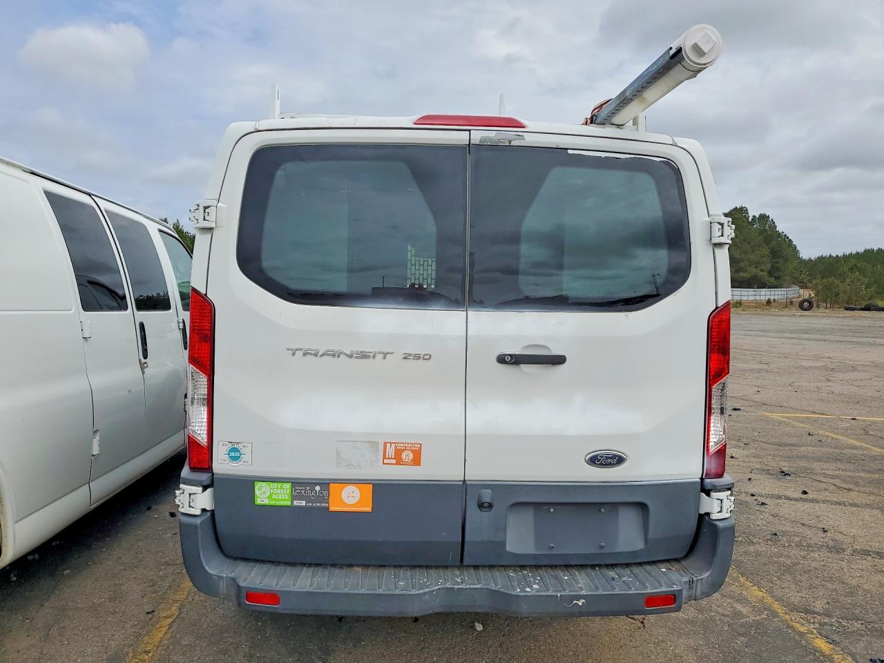 2018 FORD TRANSIT T-250 photo 6