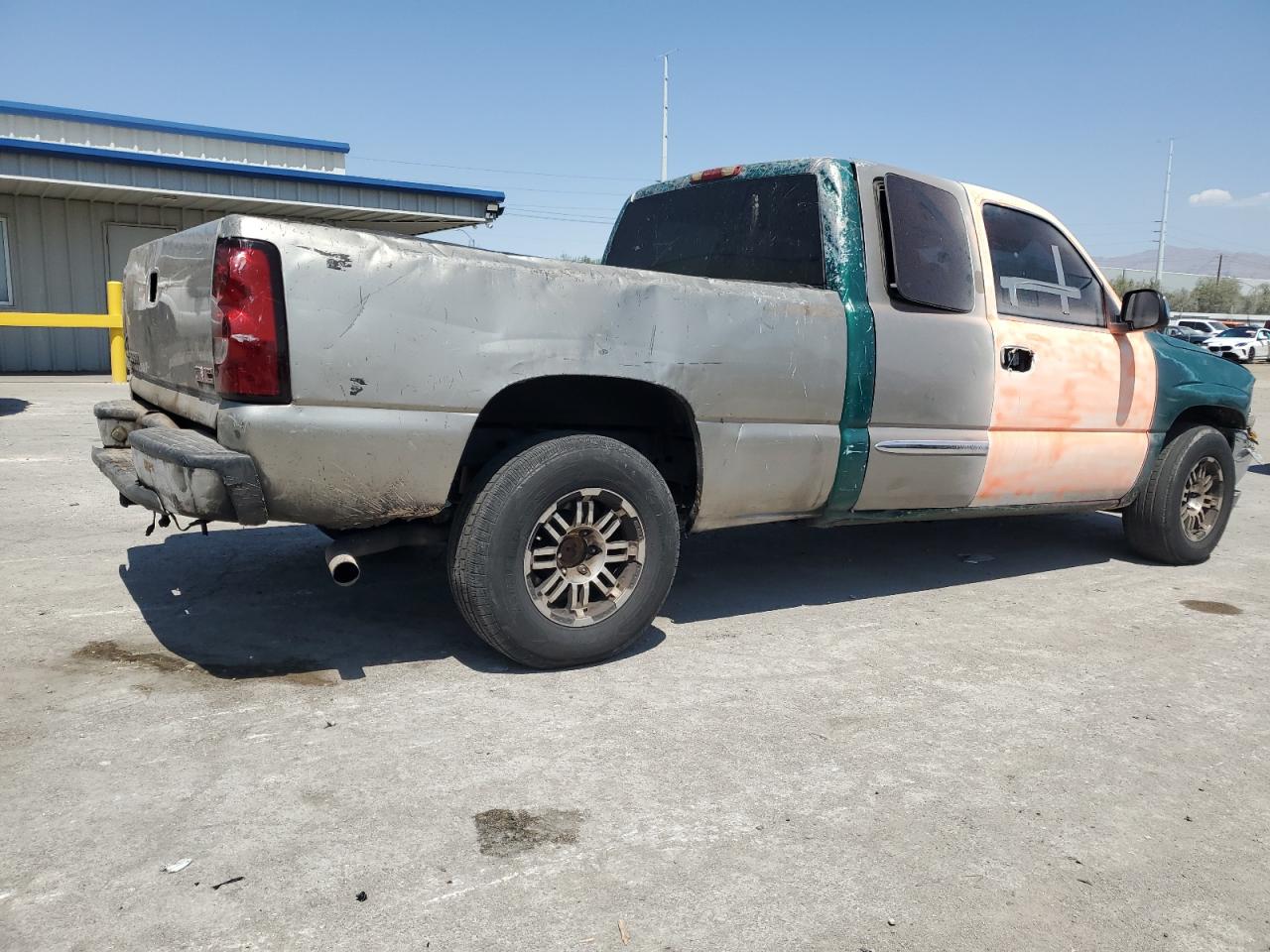 2000 GMC NEW SIERRA C1500 photo 3