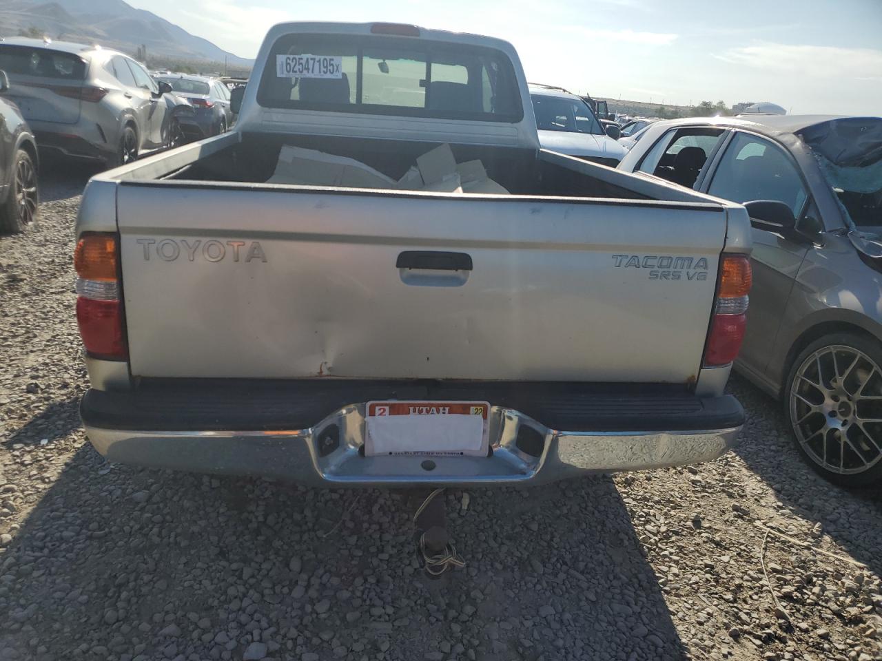 2004 TOYOTA TACOMA XTRACAB photo 11