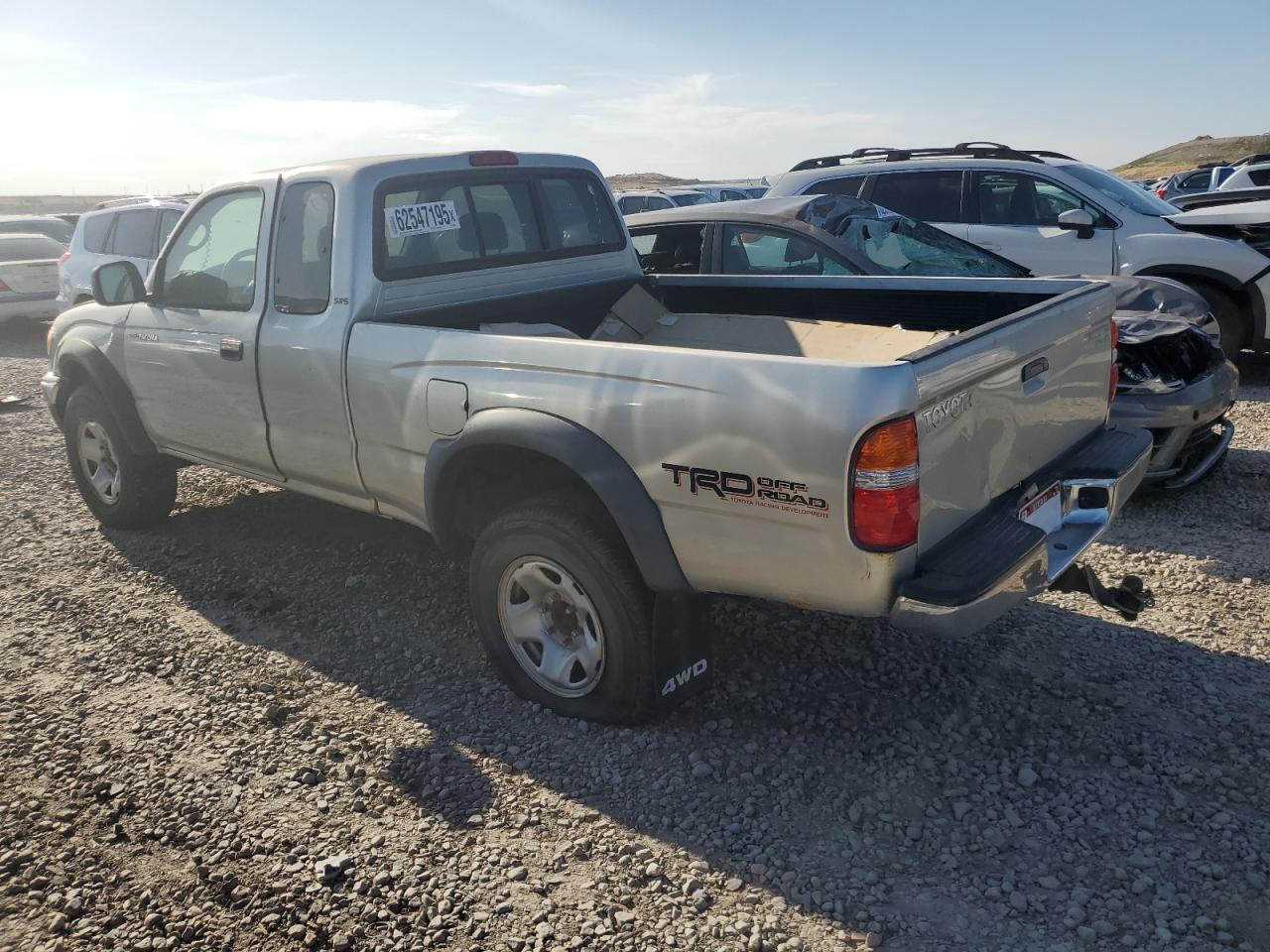 2004 TOYOTA TACOMA XTRACAB photo 3