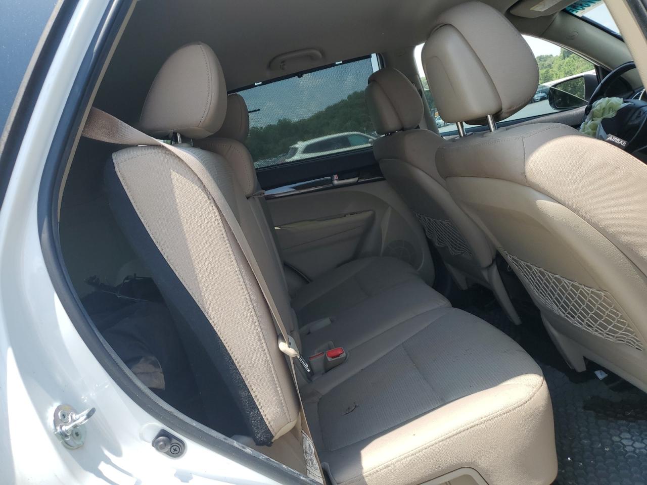 2015 KIA SORENTO LX photo 31