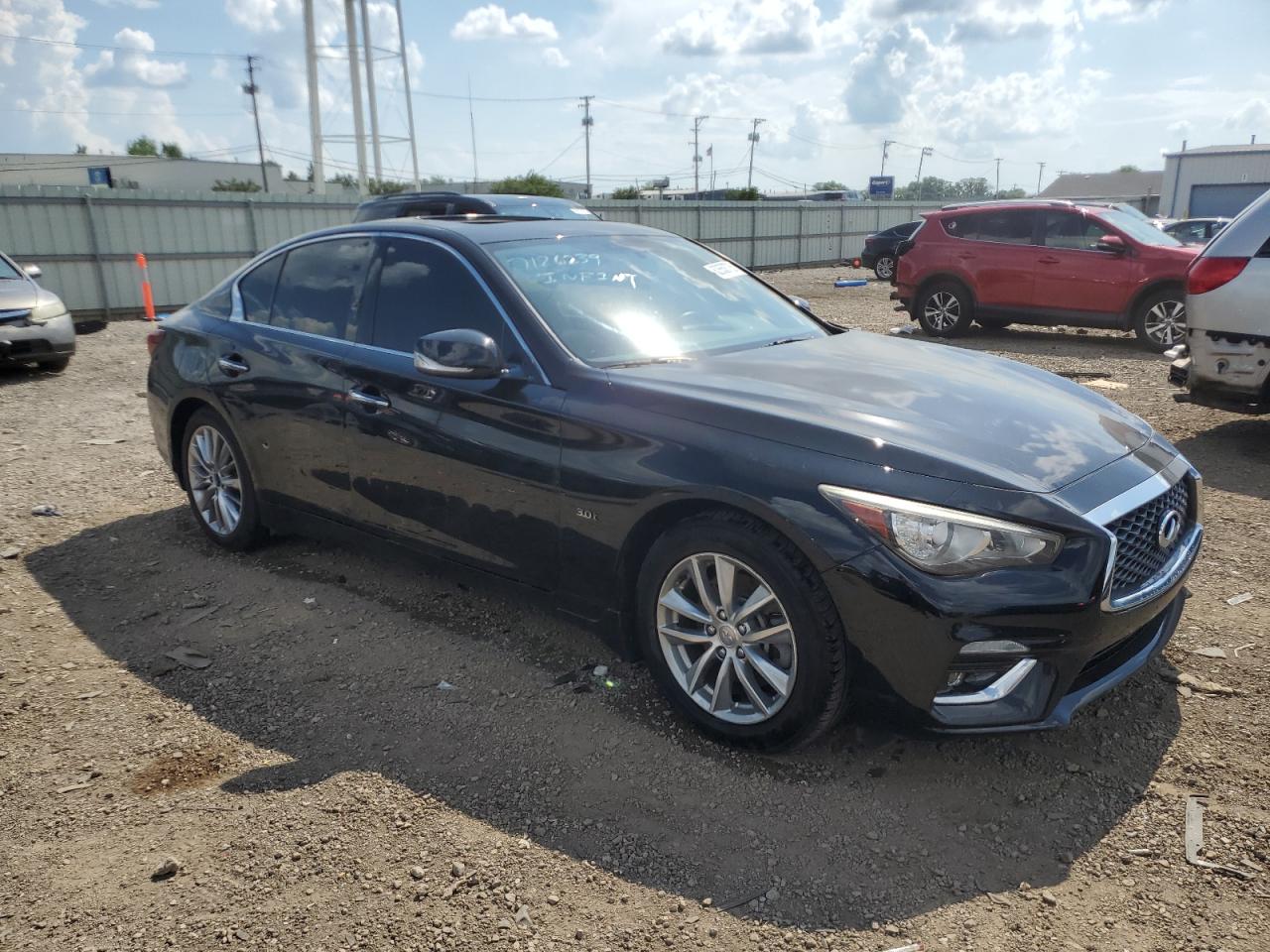2018 INFINITI Q50 3.0T LUXE photo 4