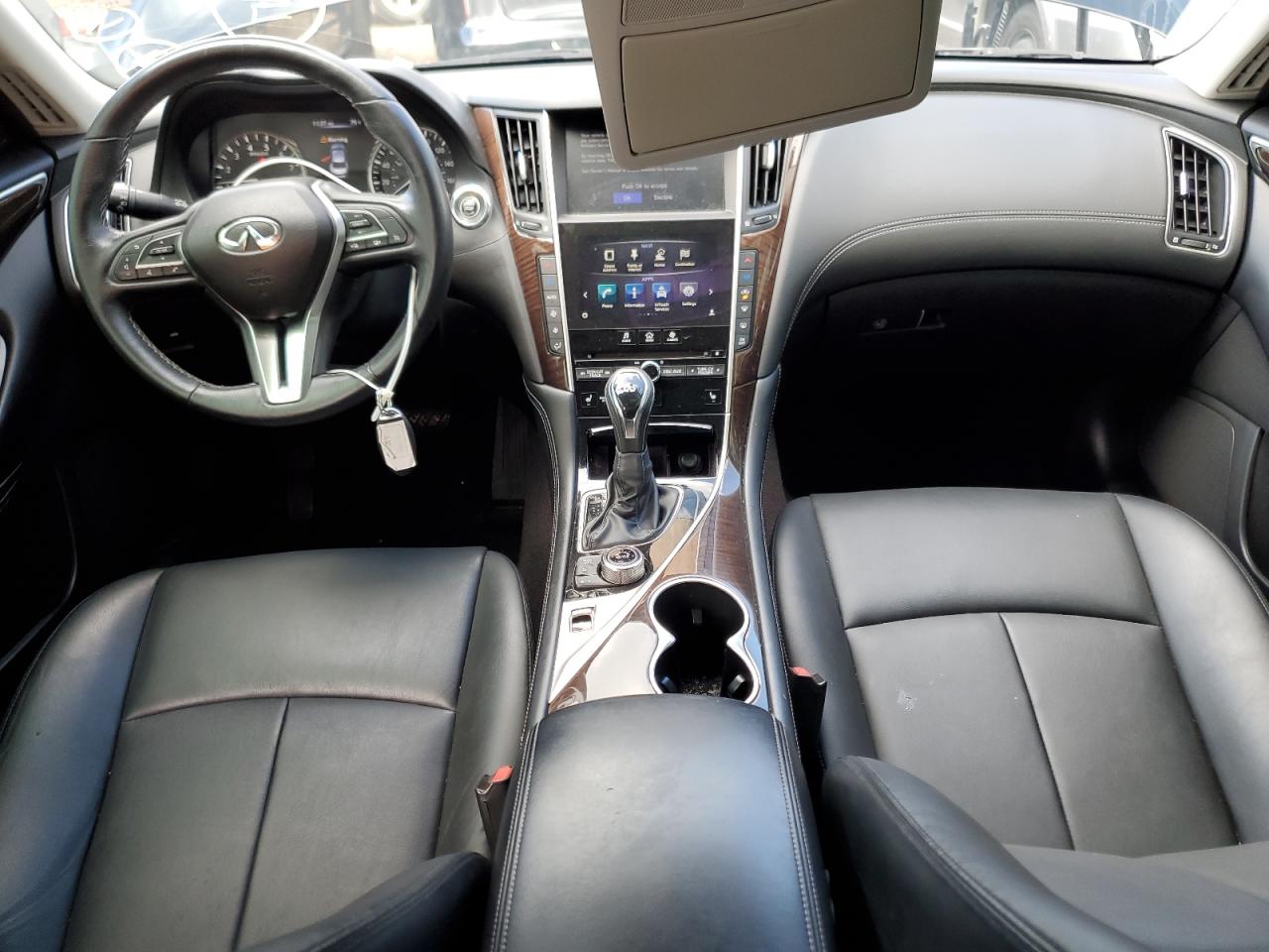 2018 INFINITI Q50 3.0T LUXE photo 8