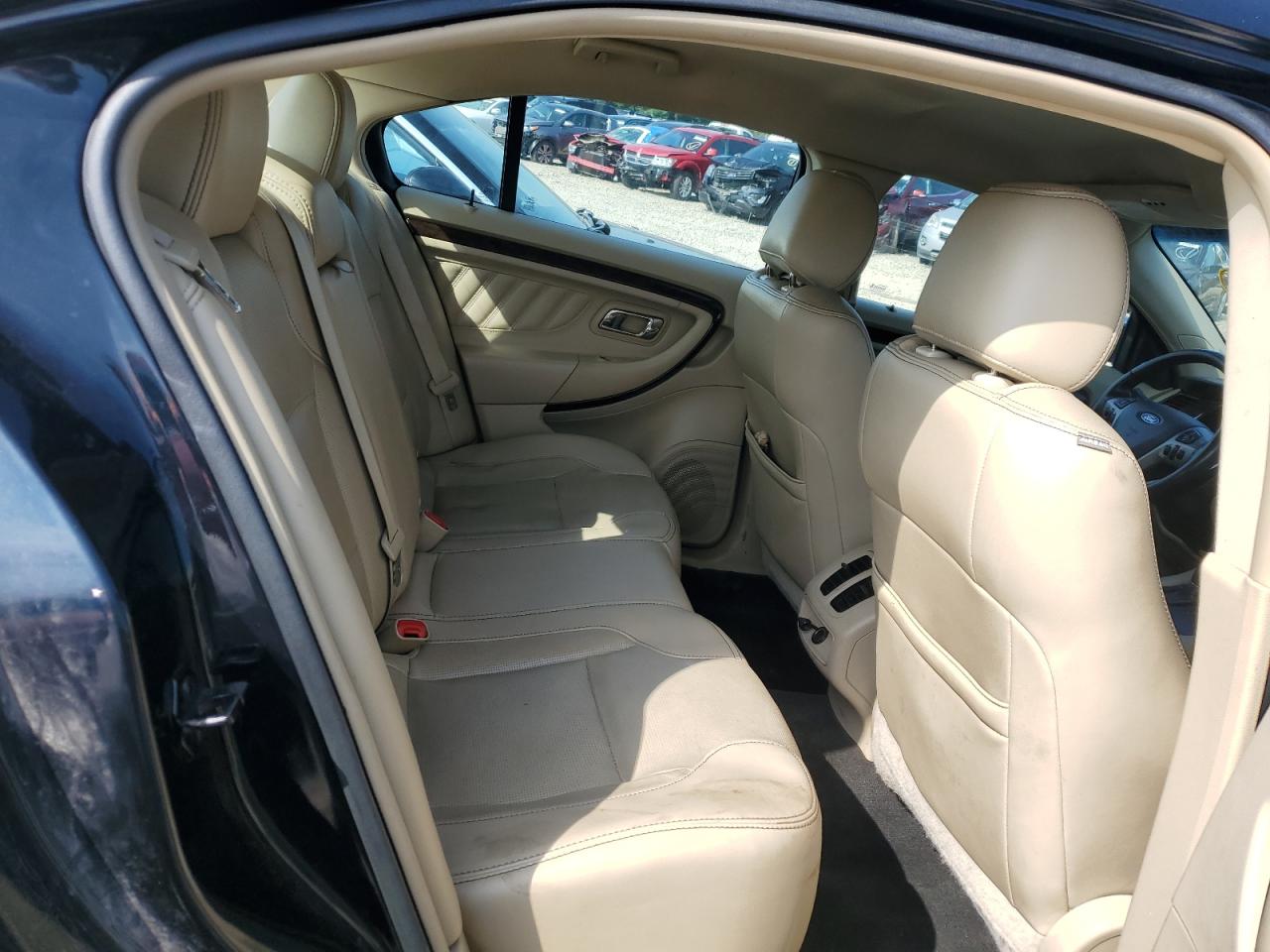 2015 FORD TAURUS LIMITED photo 19