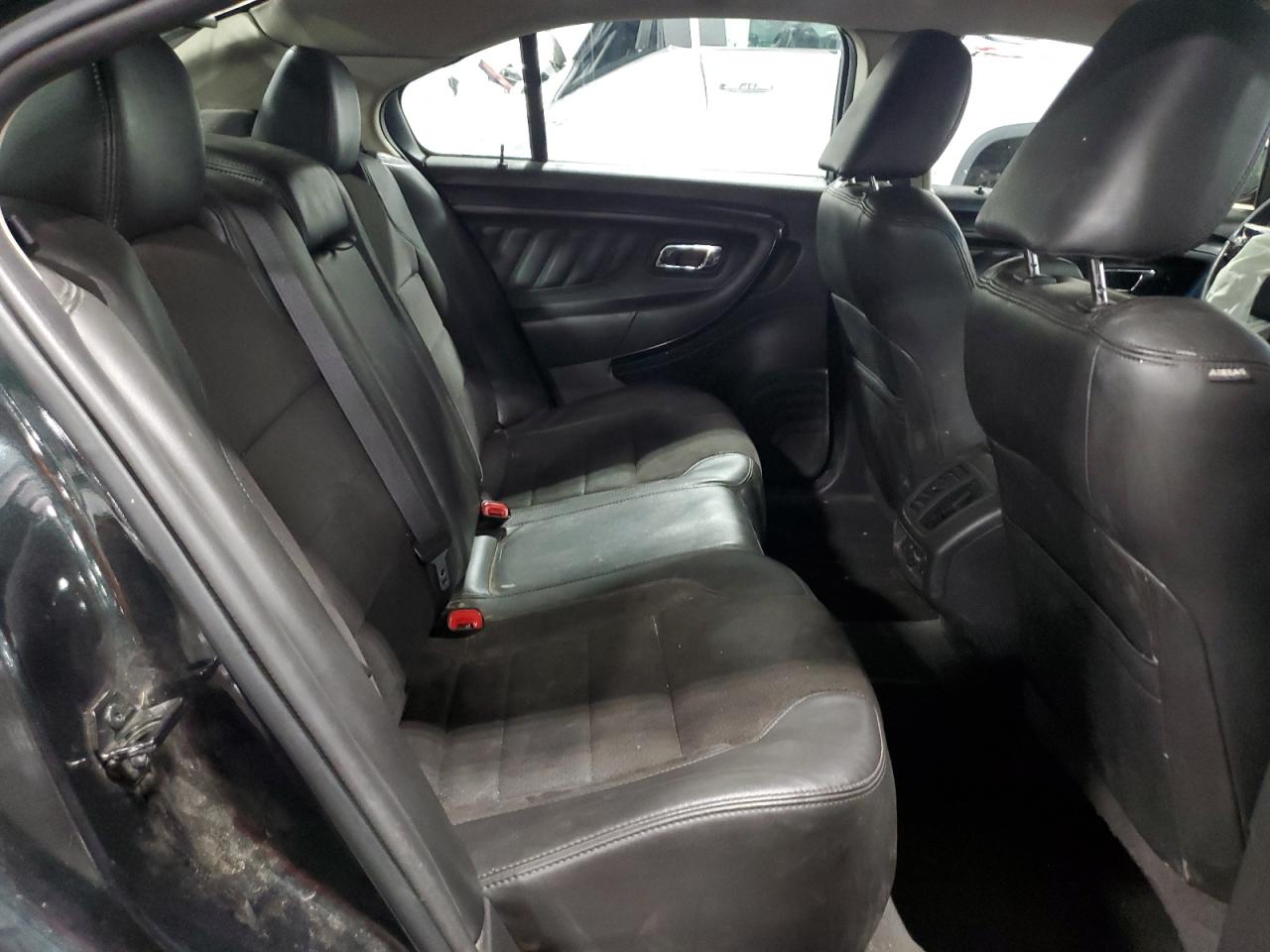 2010 FORD TAURUS SHO photo 10