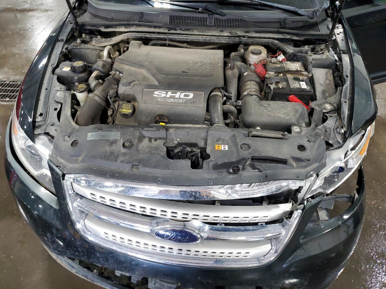 2010 FORD TAURUS SHO photo 11