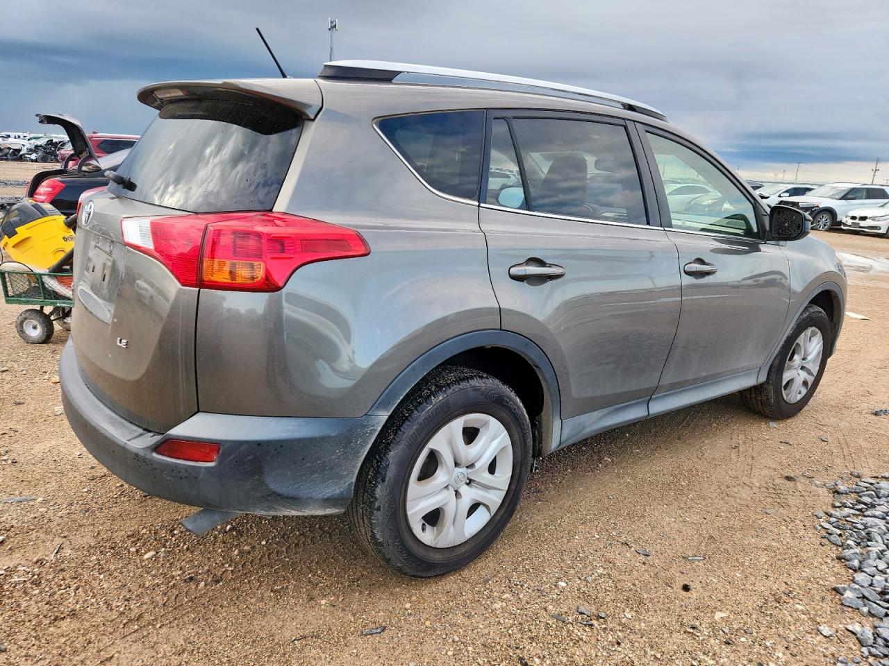 2013 TOYOTA RAV4 LE photo 7