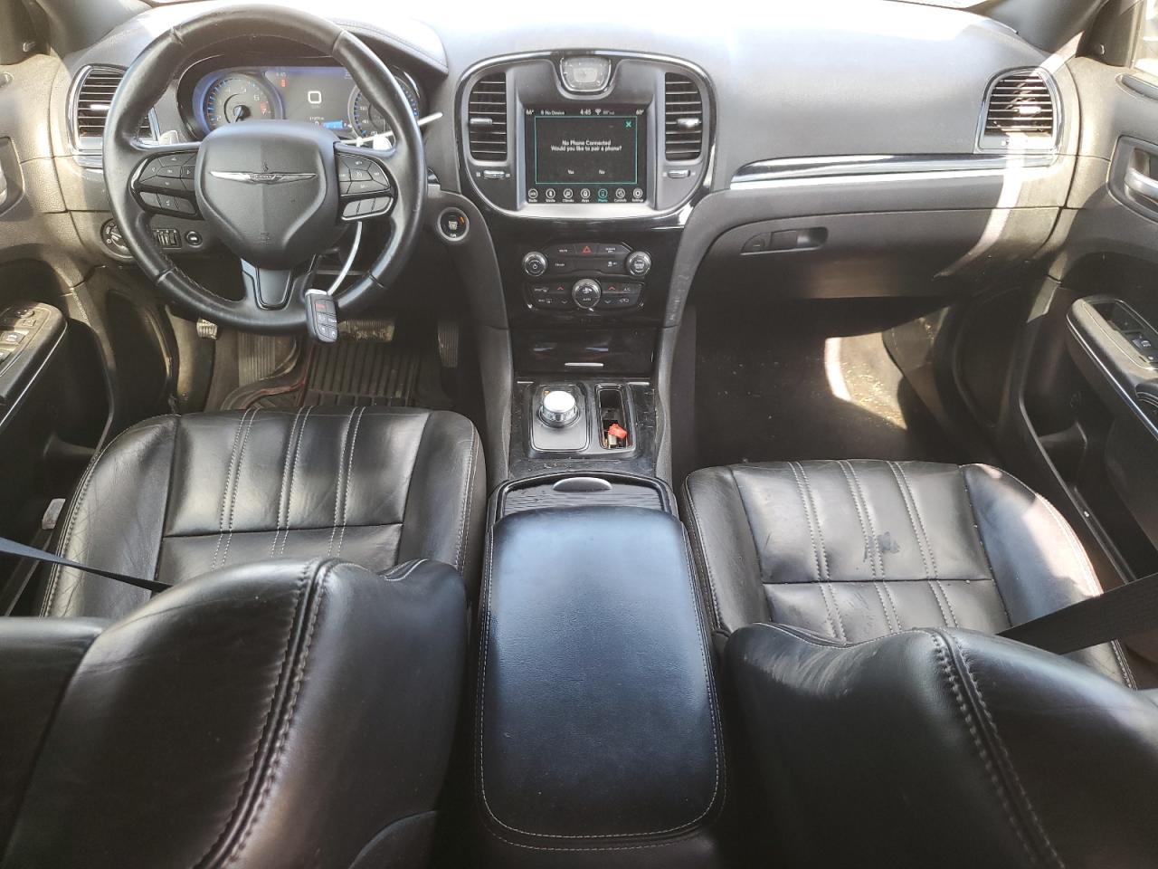 2018 CHRYSLER 300 S photo 8