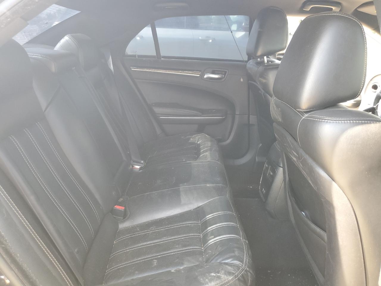 2018 CHRYSLER 300 S photo 10