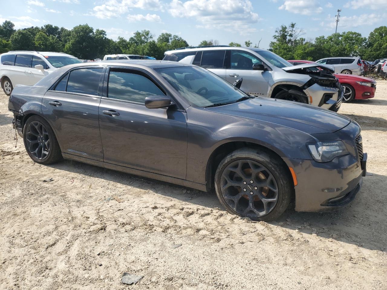 2018 CHRYSLER 300 S photo 4