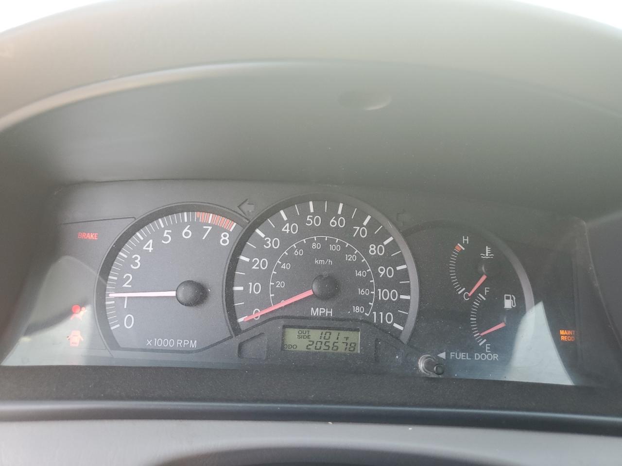 2005 TOYOTA COROLLA CE photo 25