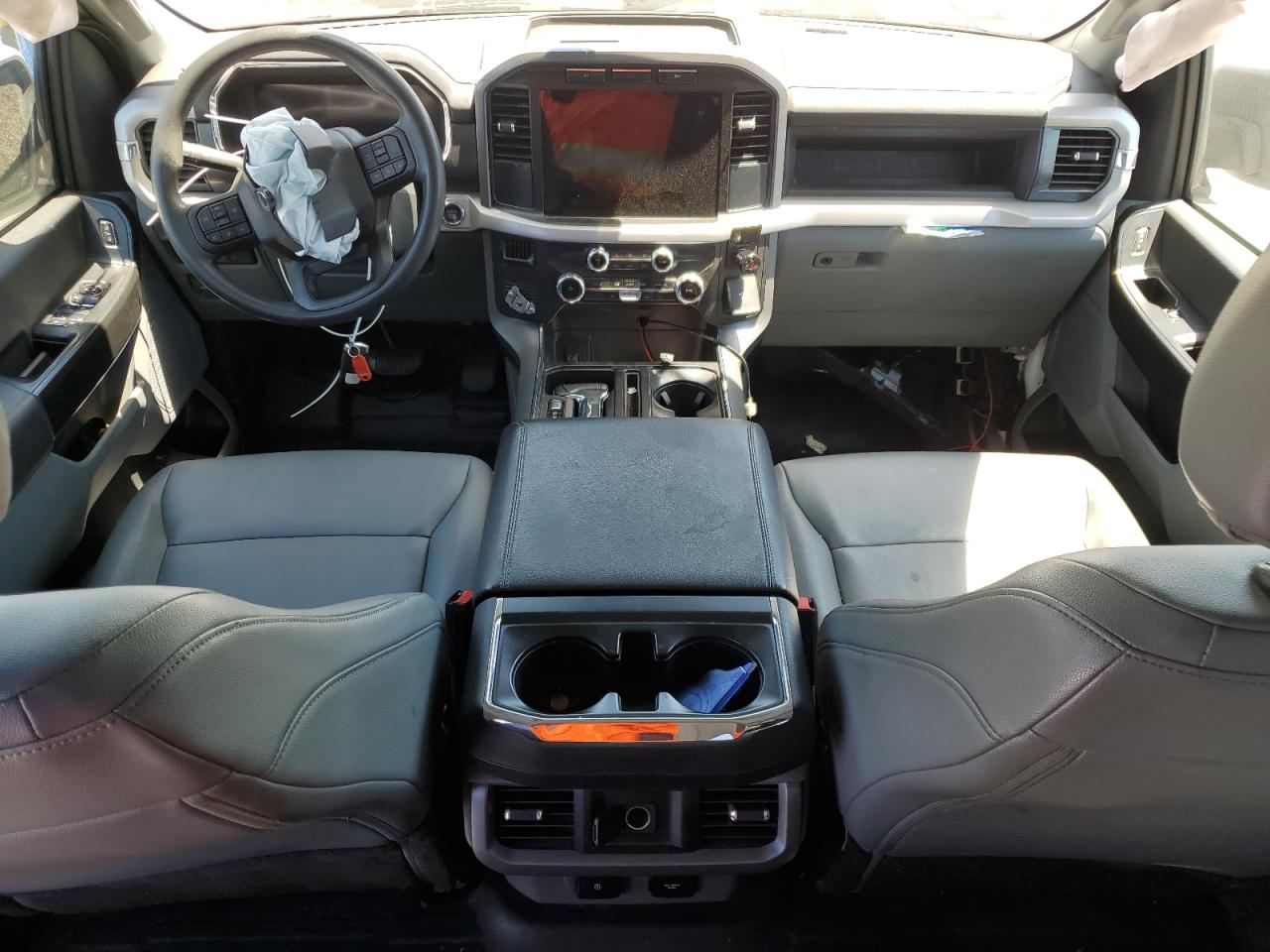 2023 FORD F150 LIGHTNING PRO photo 8