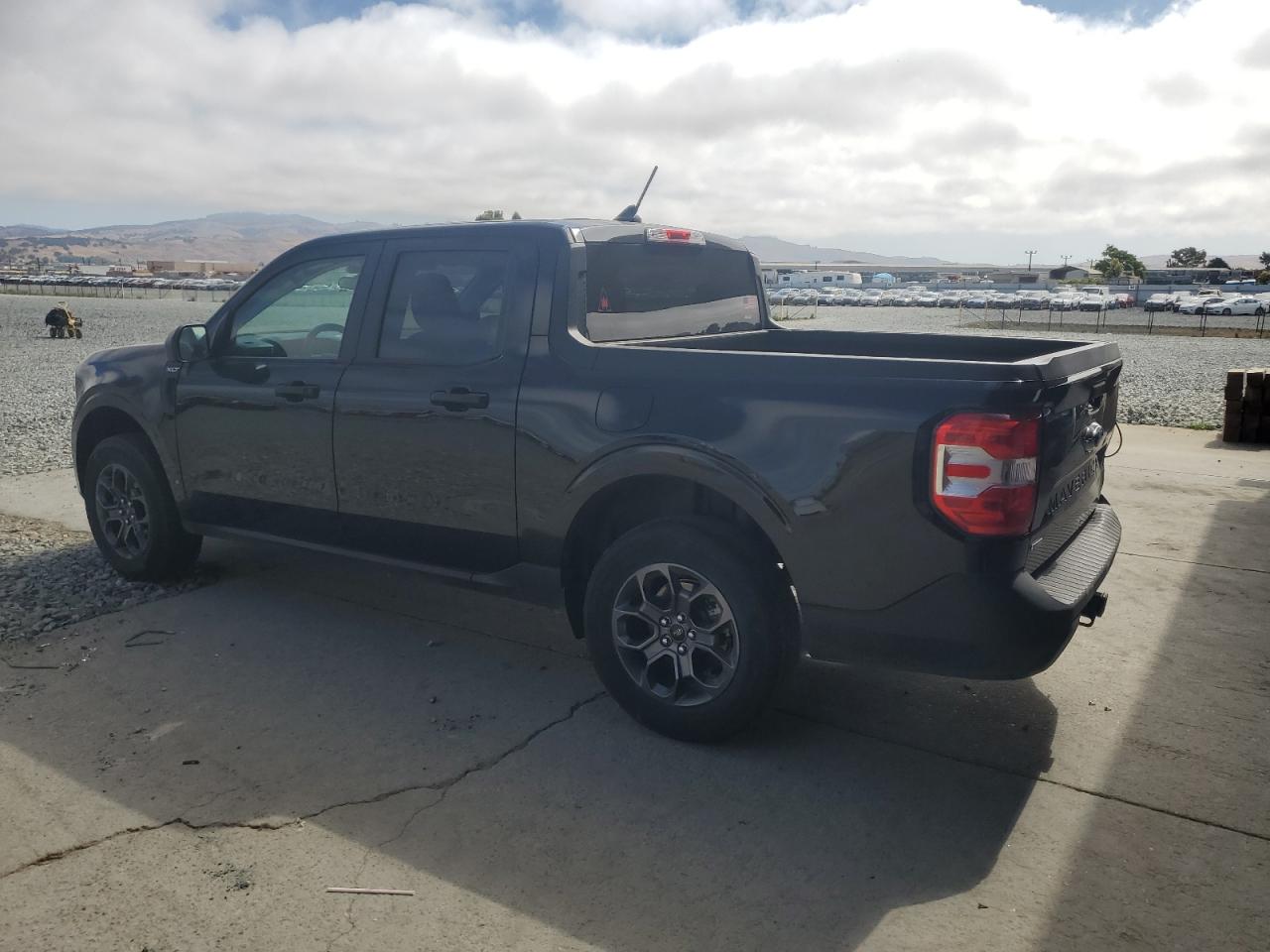 2024 FORD MAVERICK XLT photo 4