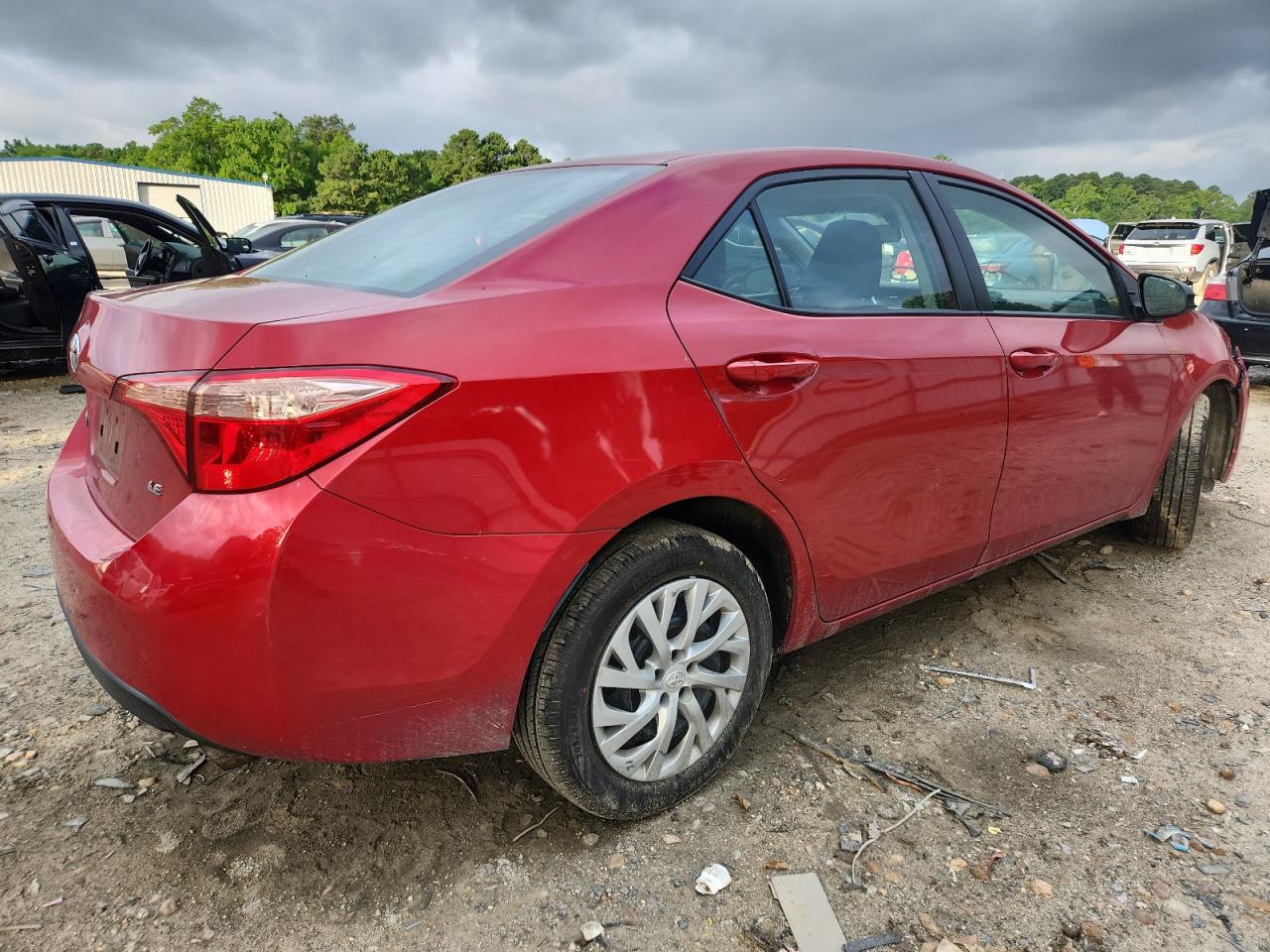 2017 TOYOTA COROLLA L photo 5