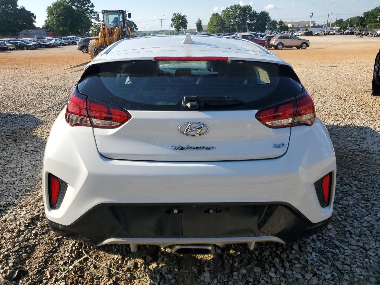 2019 HYUNDAI VELOSTER 2.0L PREMIUM photo 6
