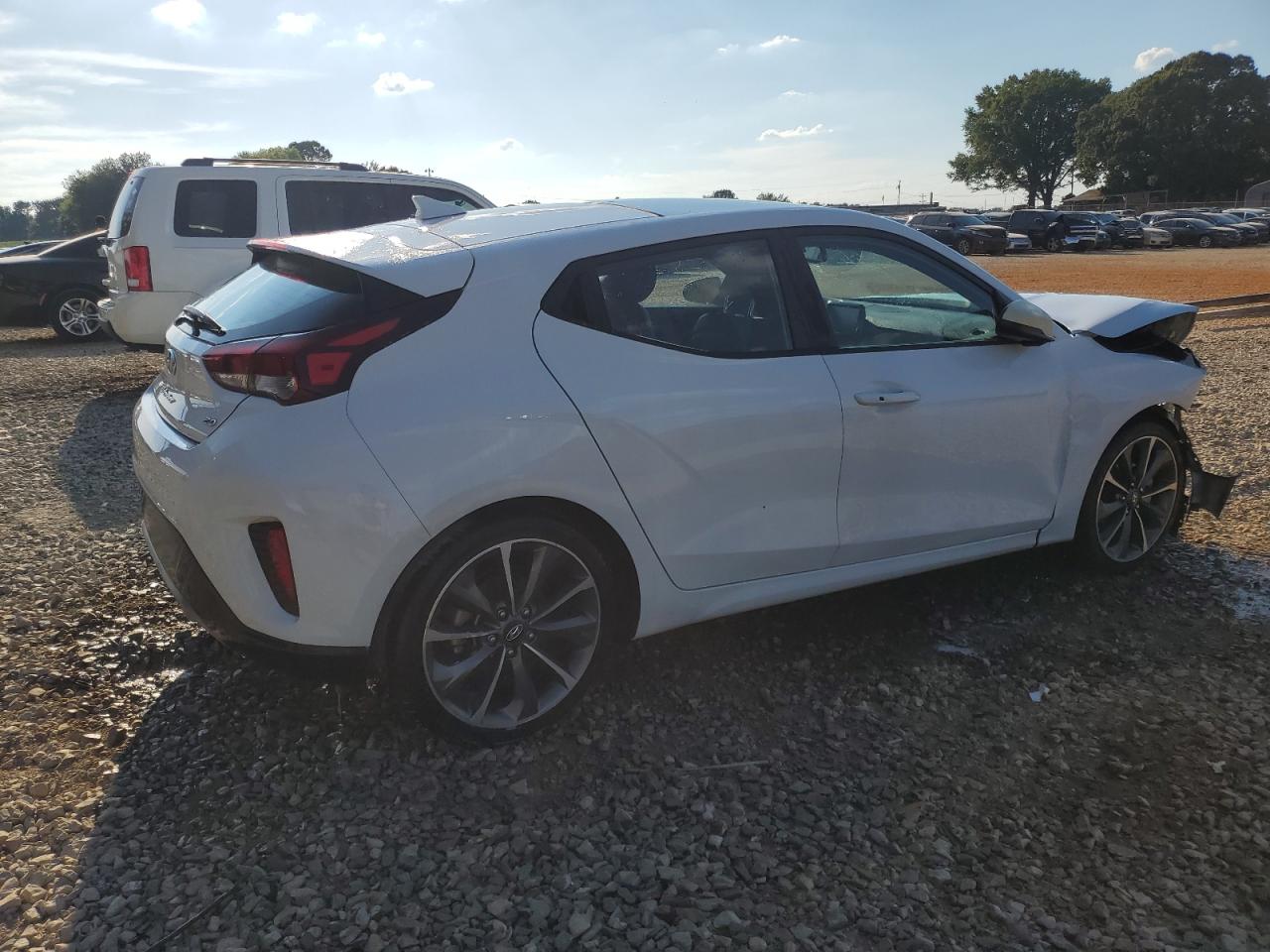 2019 HYUNDAI VELOSTER 2.0L PREMIUM photo 3