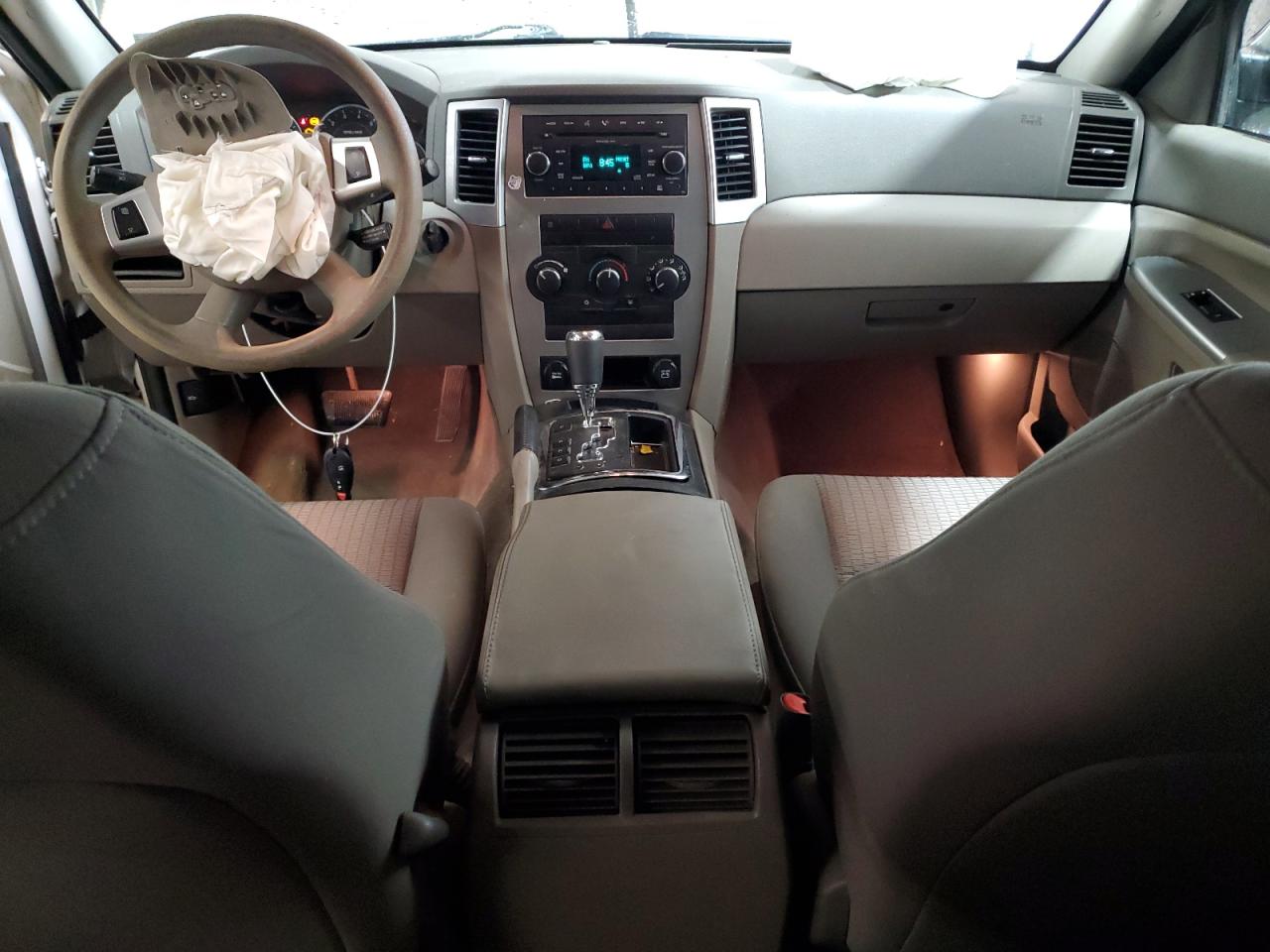 2009 JEEP GRAND CHEROKEE LAREDO photo 8