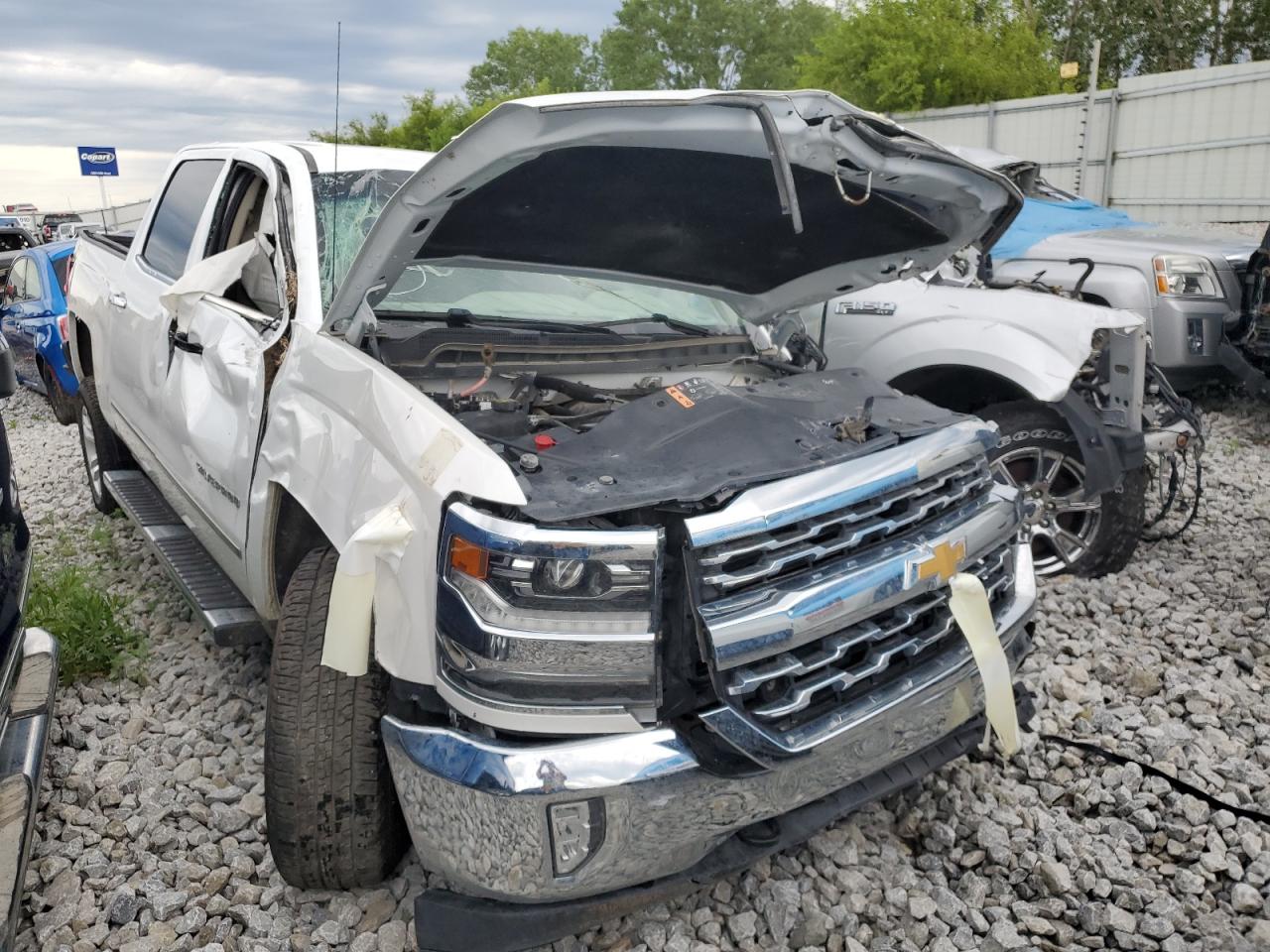 2017 CHEVROLET SILVERADO K1500 LTZ photo 7