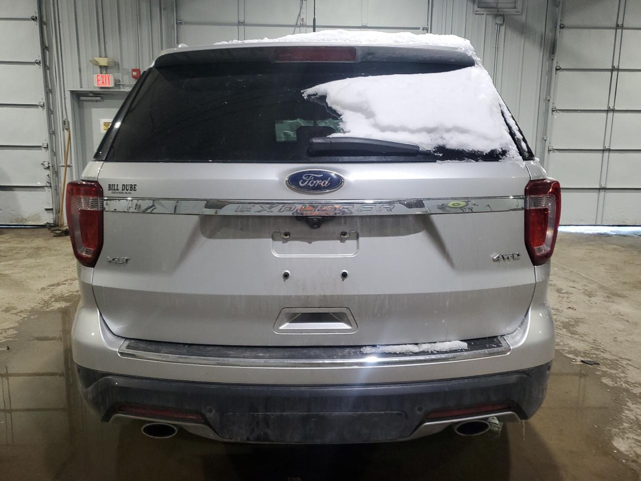 2018 FORD EXPLORER XLT photo 16