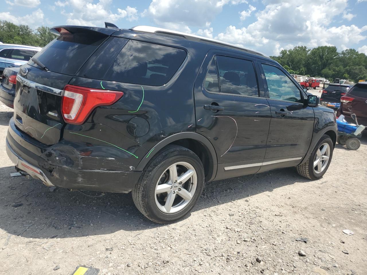 2016 FORD EXPLORER XLT photo 5