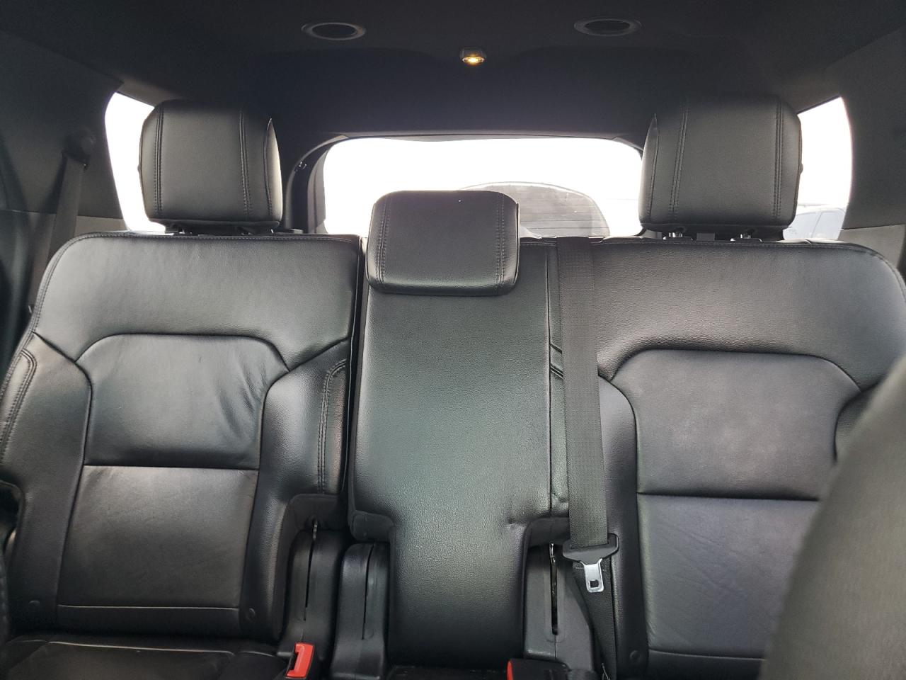 2016 FORD EXPLORER XLT photo 19