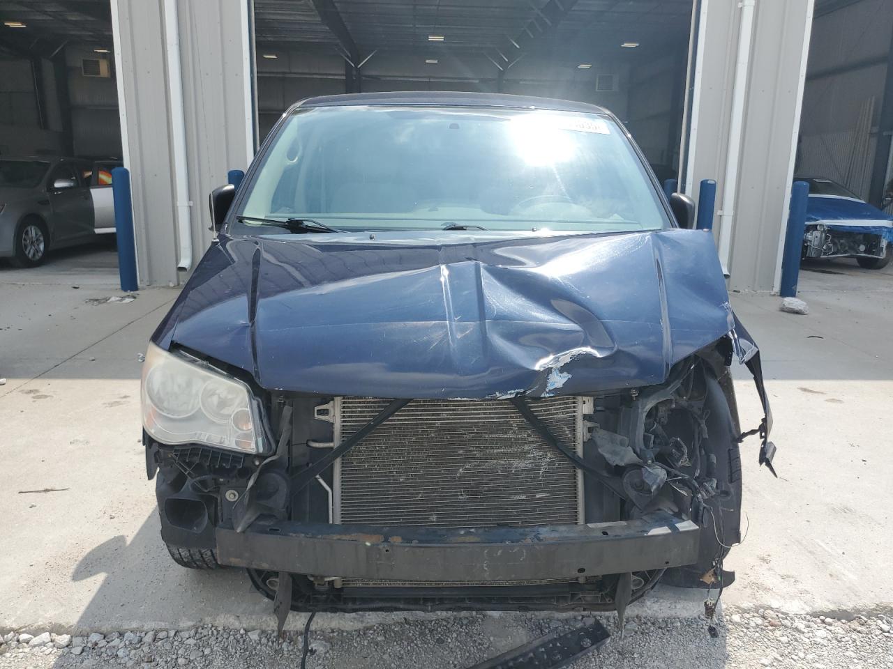2013 DODGE GRAND CARAVAN SE photo 13