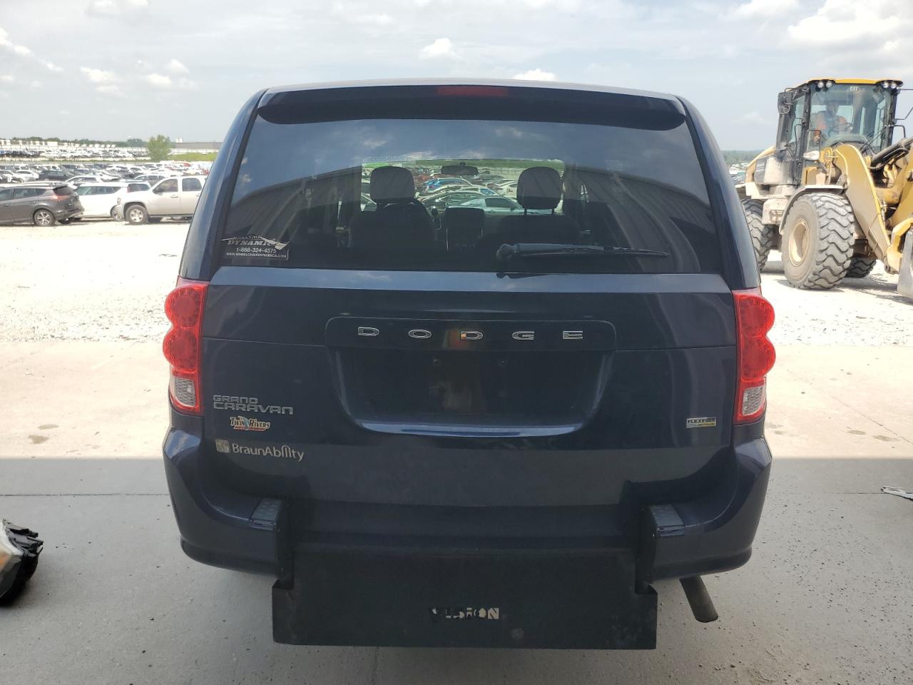 2013 DODGE GRAND CARAVAN SE photo 16