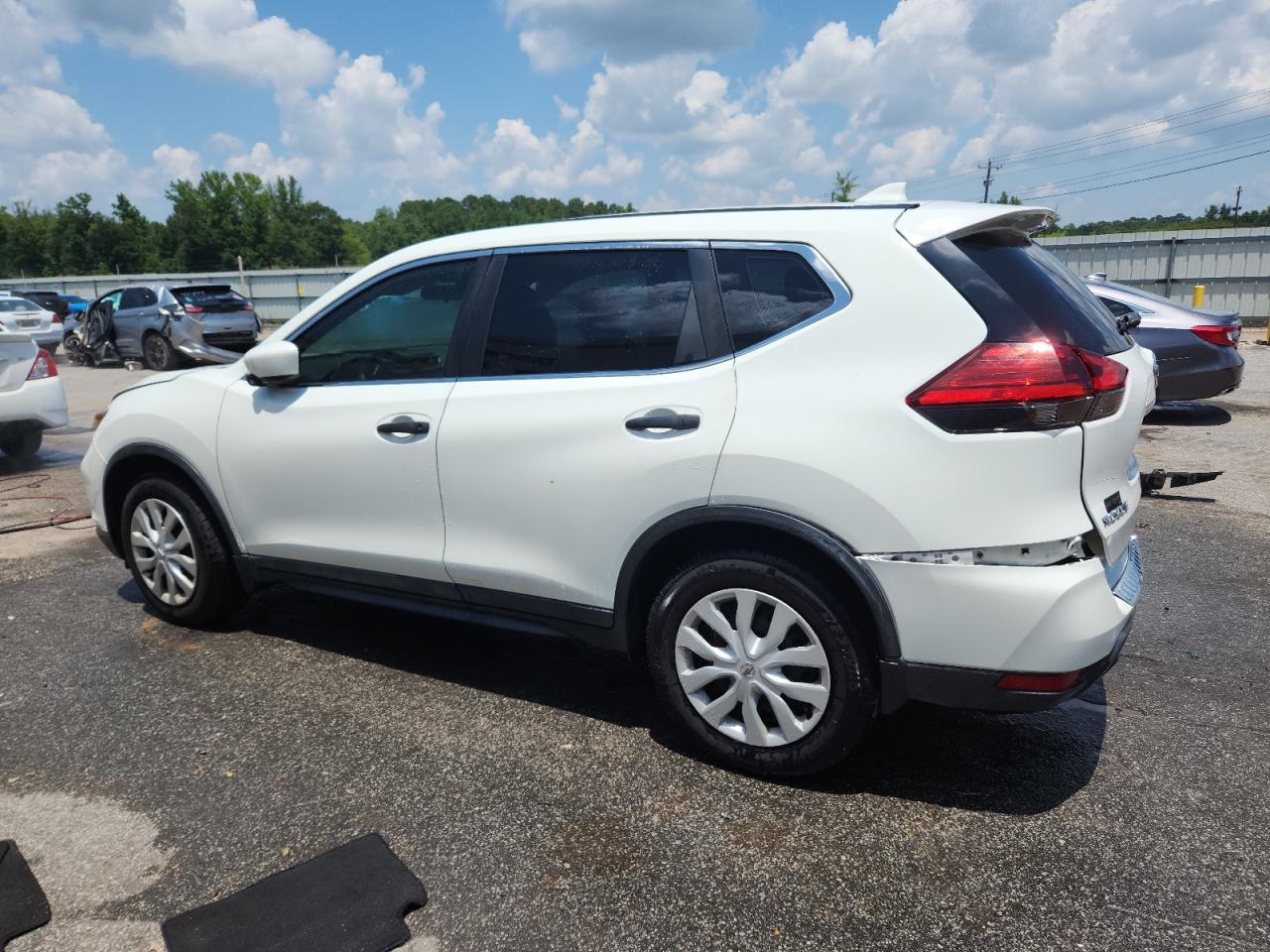 2017 NISSAN ROGUE S photo 3