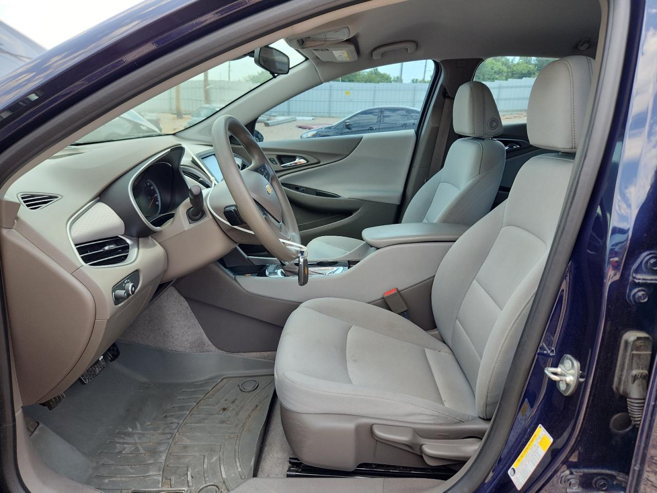 2018 CHEVROLET MALIBU LS photo 19