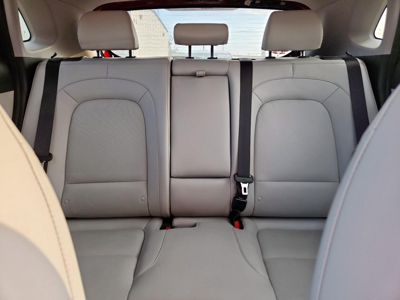 2022 HYUNDAI KONA LIMITED photo 10